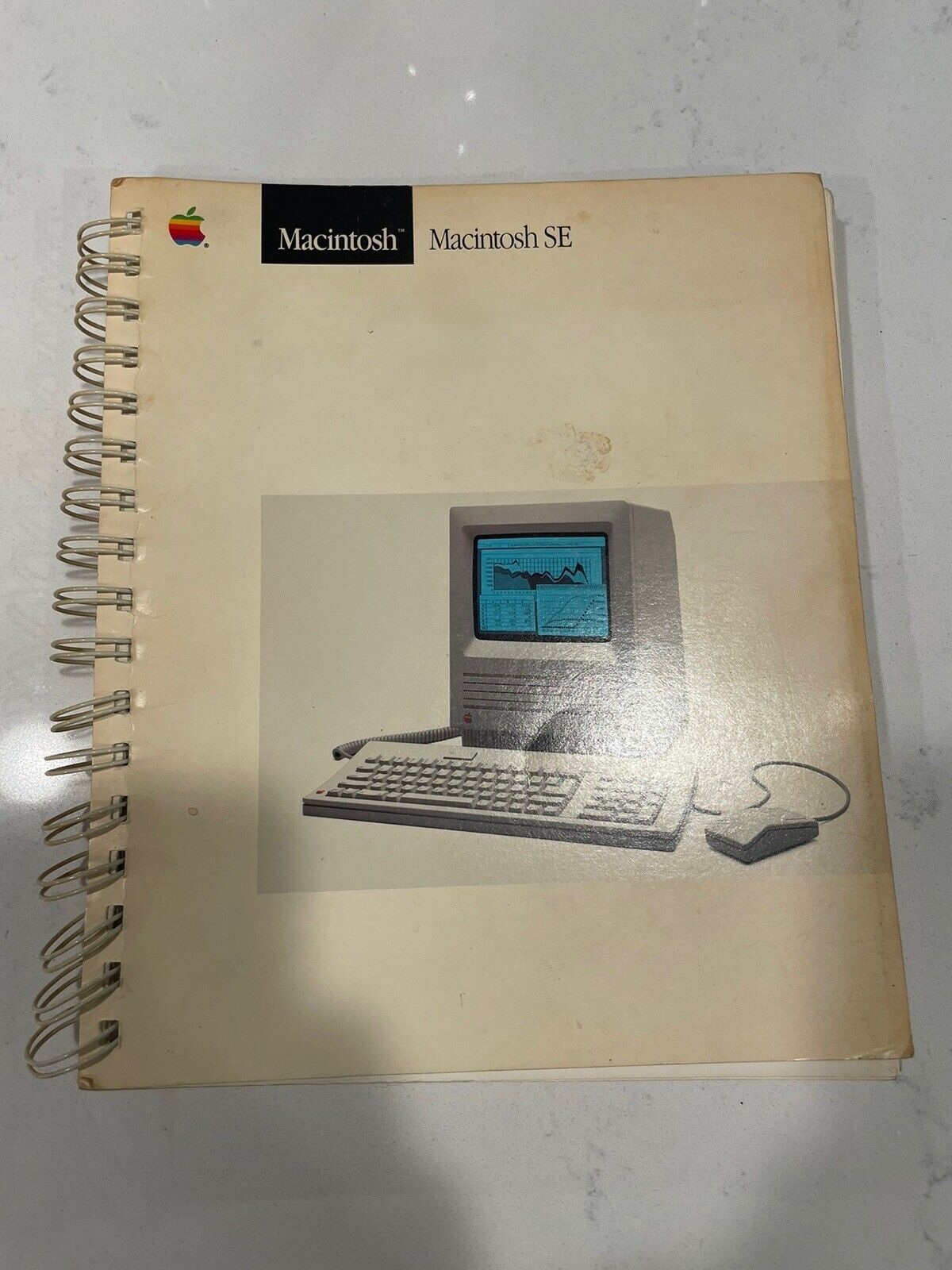 1987 Apple Macintosh SE Spiral Bound User\'s Manual - 030-1337-A