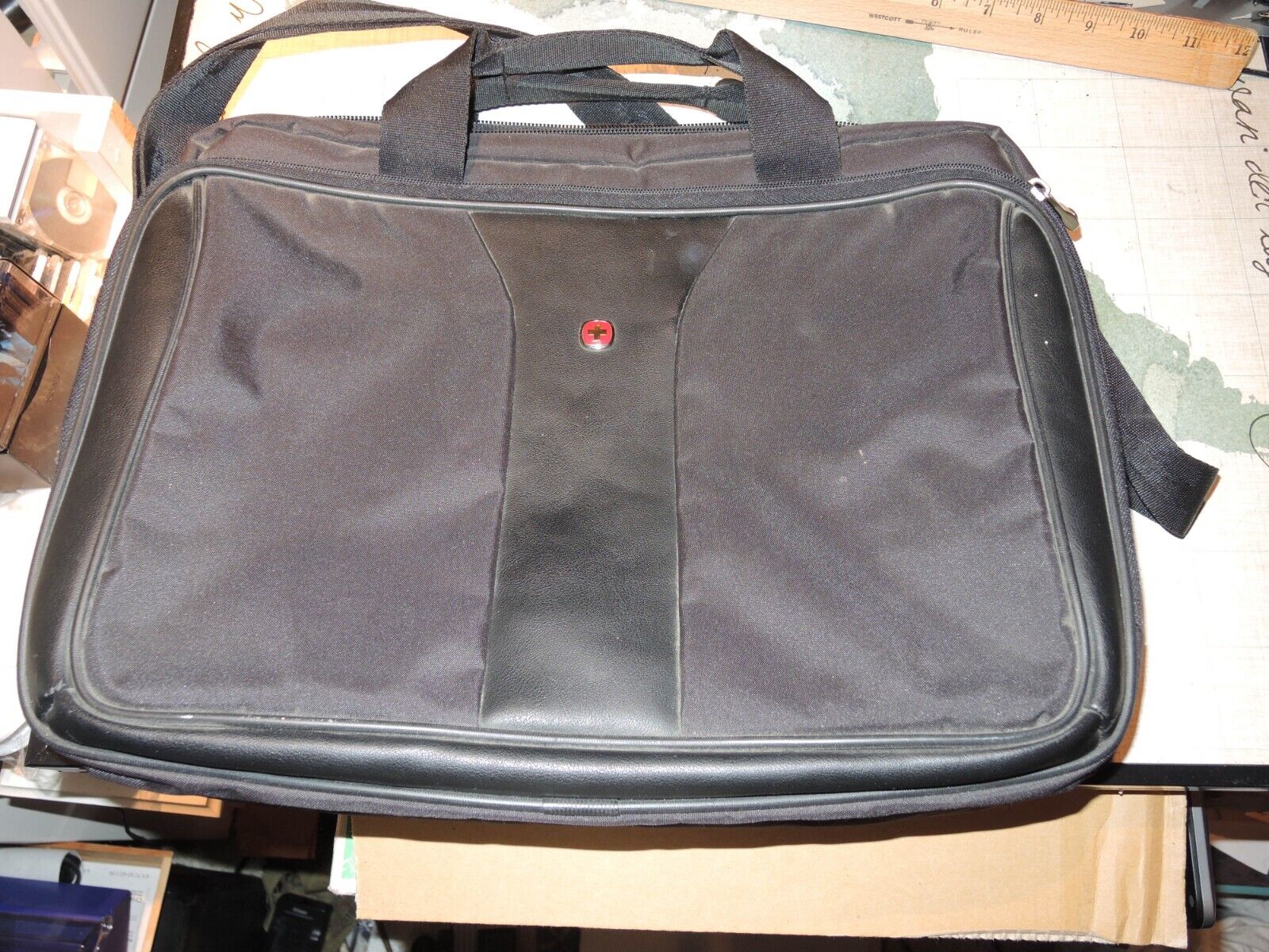 Vintage Wenger Swiss Army Laptop Computer Case Shoulder Bag Carry-On