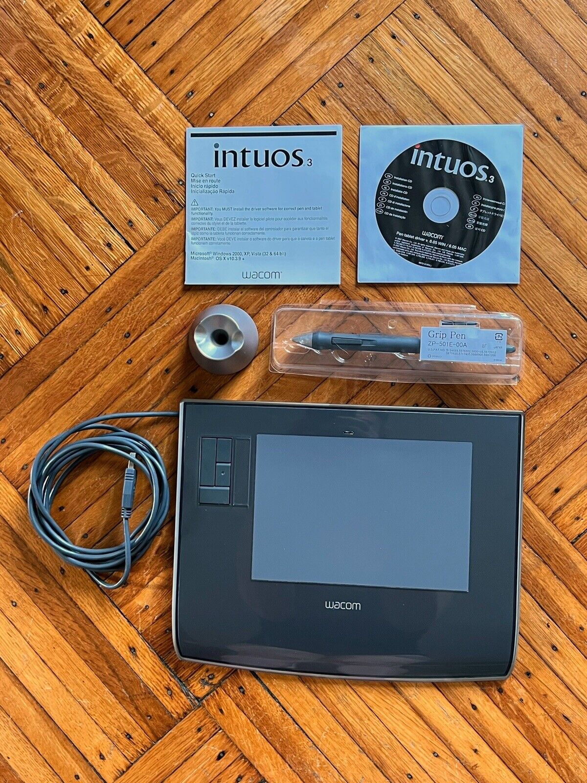Wacom Intuos3 Comic Pen & Touch Graphics Tablet - PTZ431W