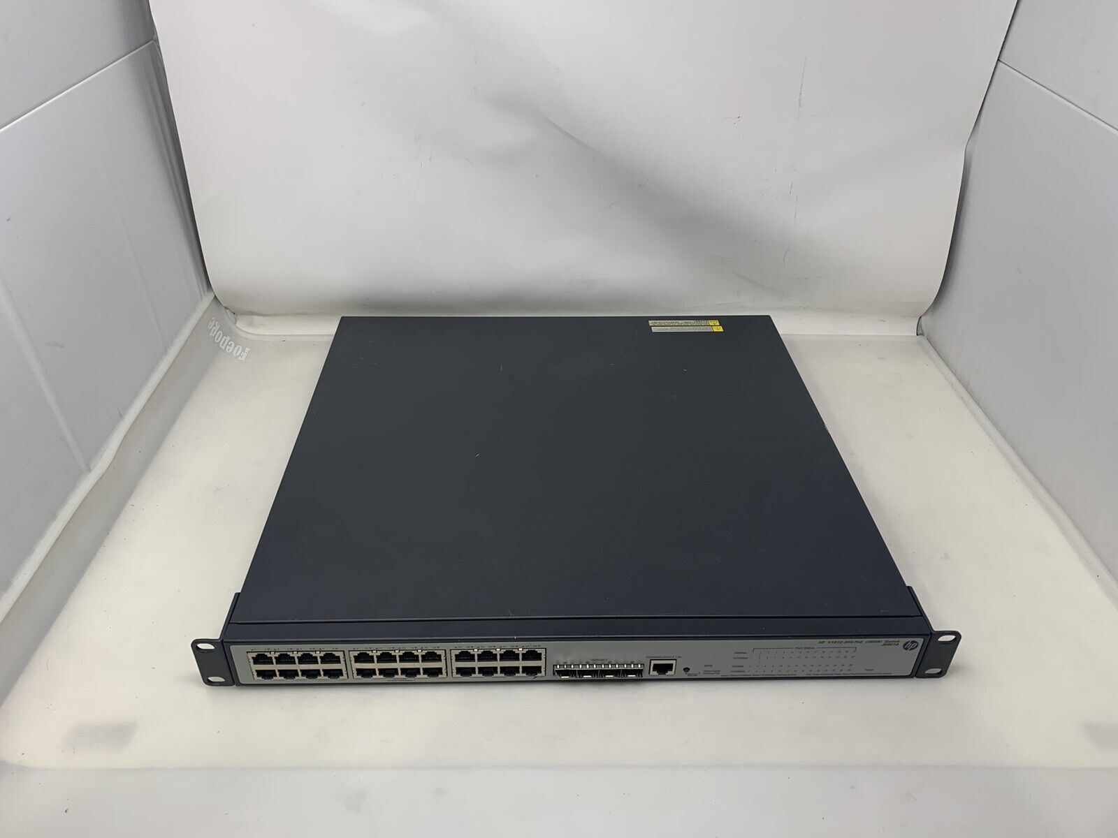 HP JE007A V1910-24G-PoE 365W 24-Port Gigabit Ethernet Managed Switch 41024F6