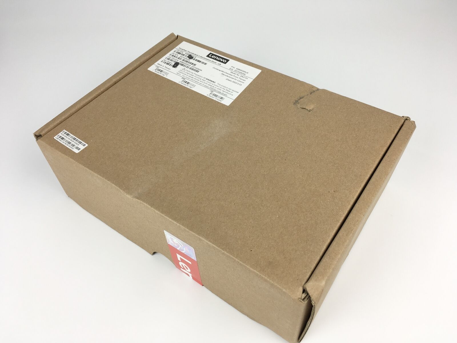 Lenovo ThinkPad Thunderbolt 4 Workstation Dock 40B00300US New Sealed