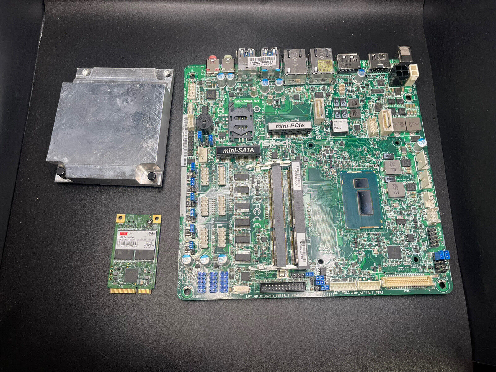 ASROCK INDUSTRIAL IIMB-186M Mini-ITX Motherboard Intel® 4th Gen  i5-4300U 128gb