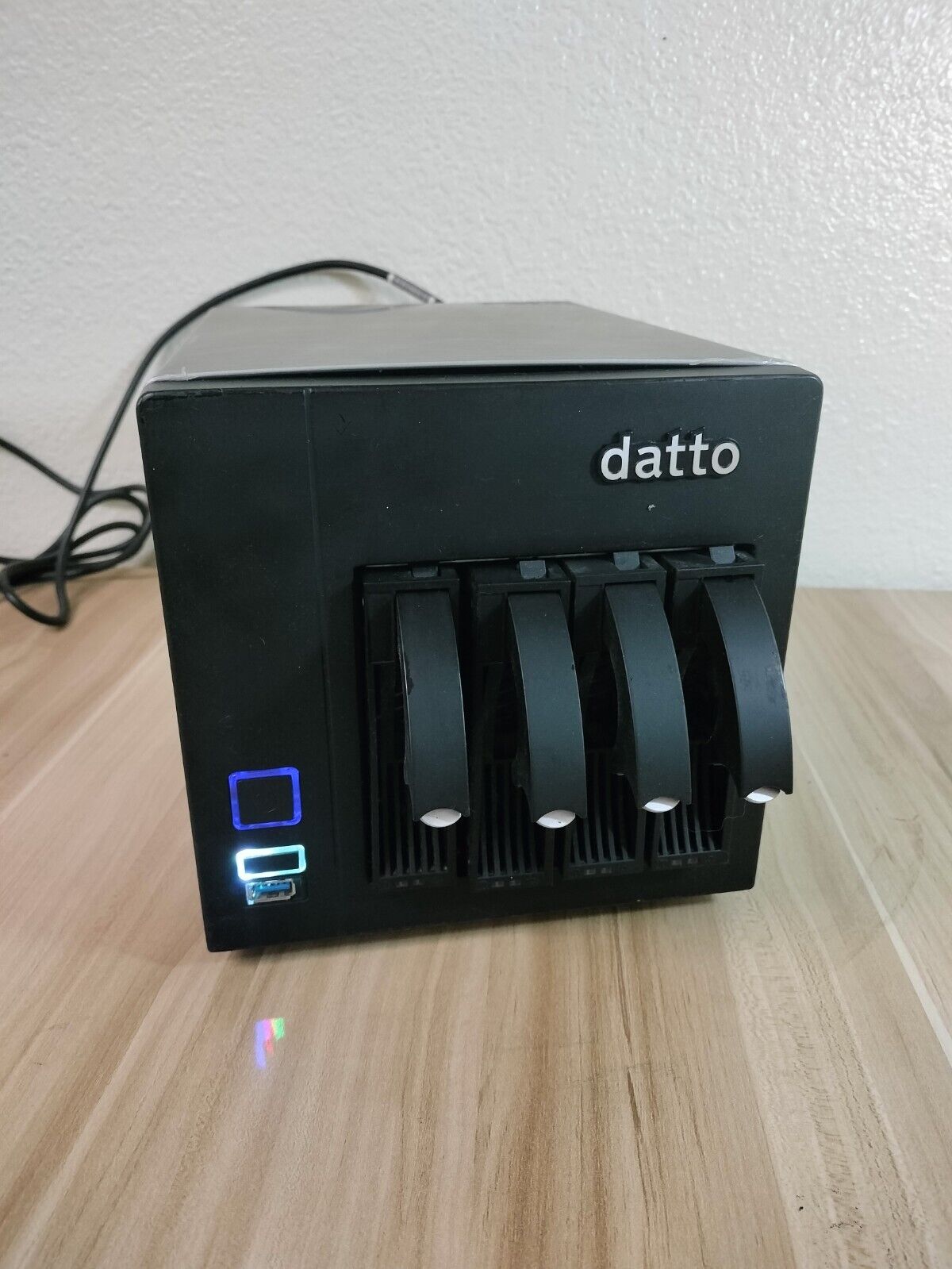 Datto S3B500 4-BAY Network Attached DESKTOP STORAGE System