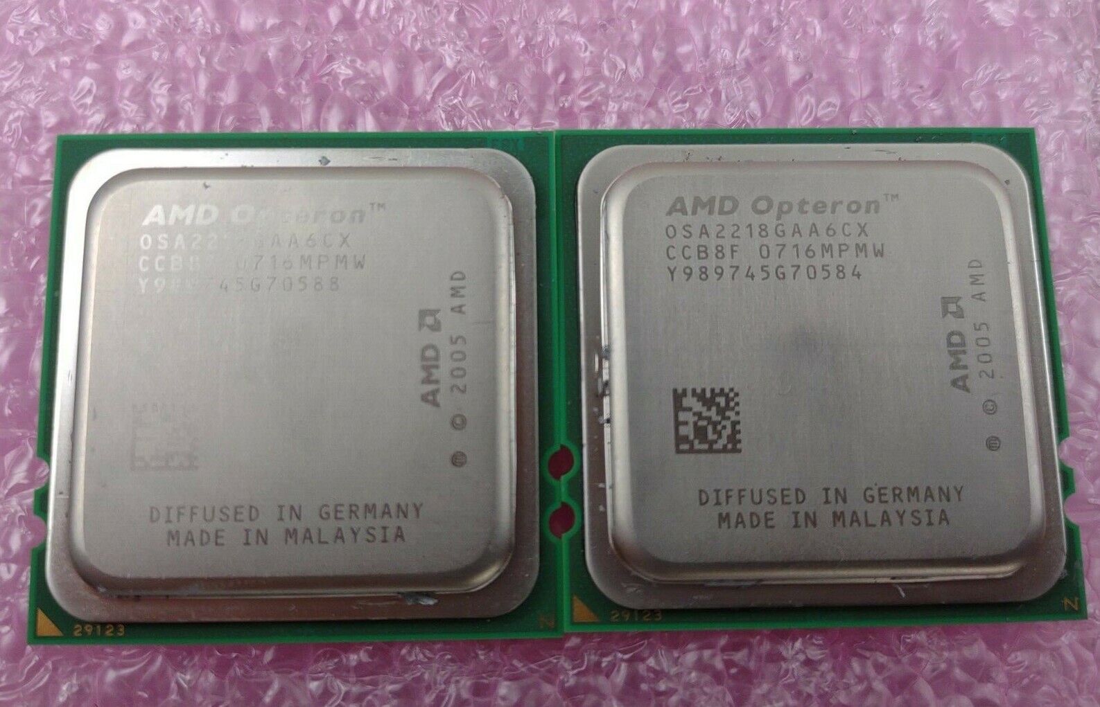 MATCHED PAIR AMD Opteron OSA2220GAA6CX 2M, 2.80 GHz, 1GHz 2200 Dual-Core 