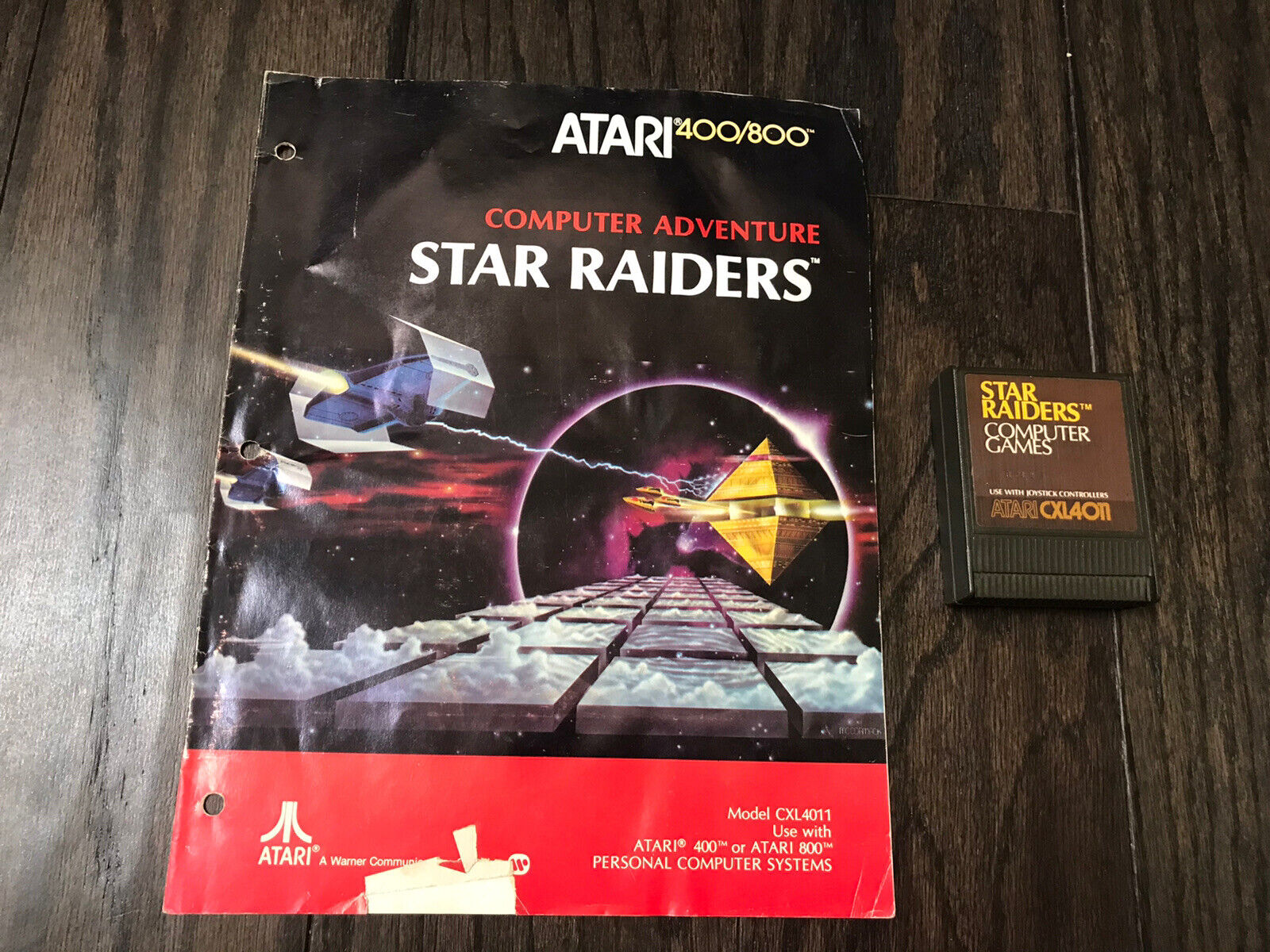 Atari 400 800 Star Raiders CXL4011, tested working with manual