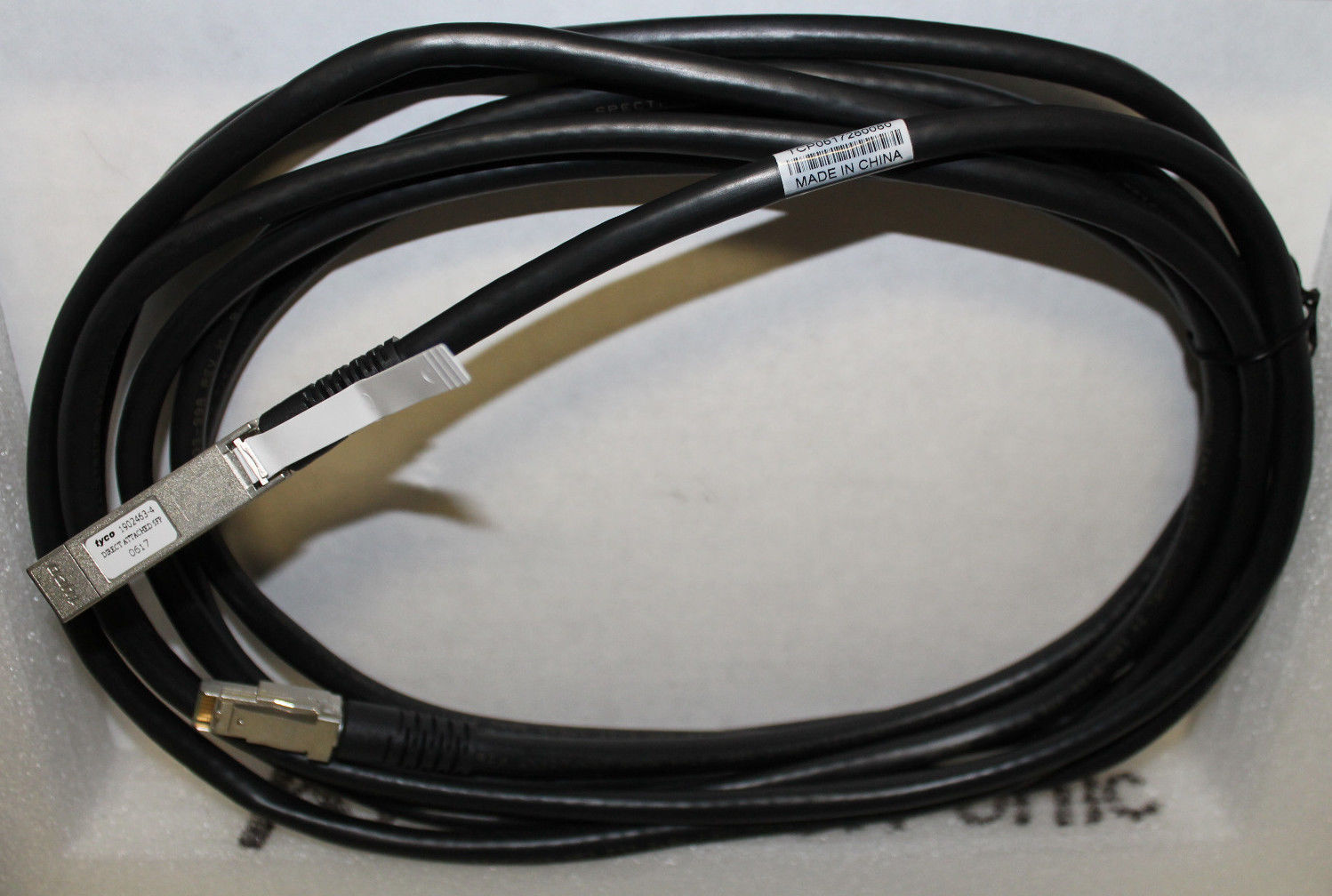OEM Dell TYCO 1902463-4 DIRECT ATTACHED SFP (SFP to HSSDC2) 5M Cable 038-003-280