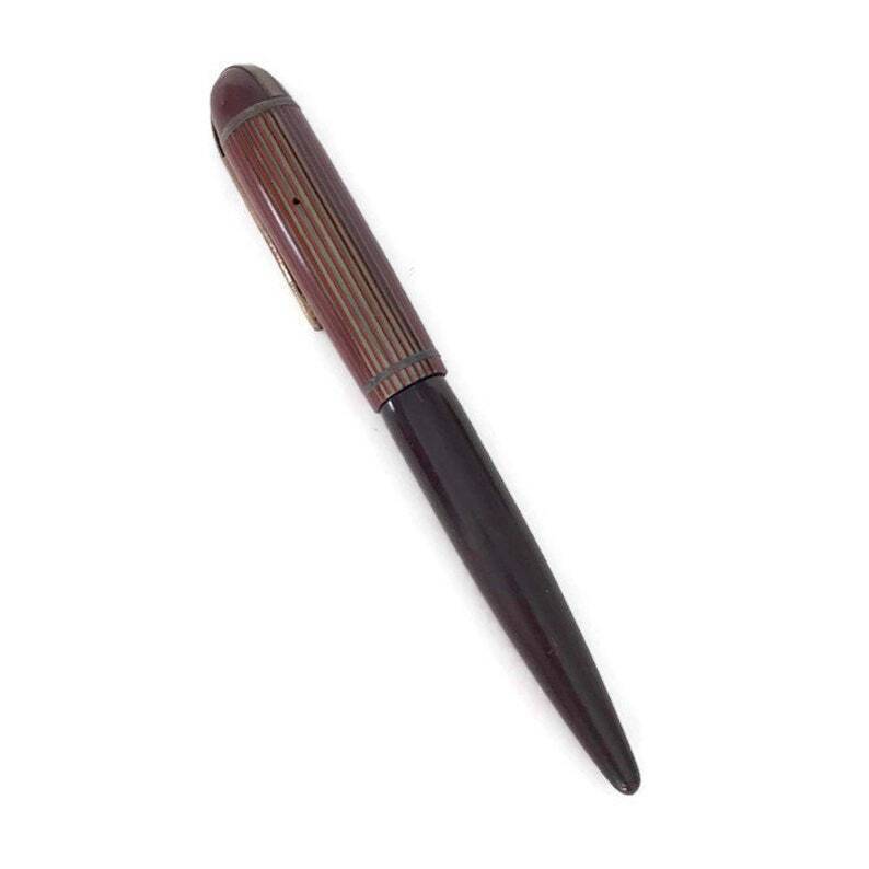 Brown Ink Pen - vxzz1650
