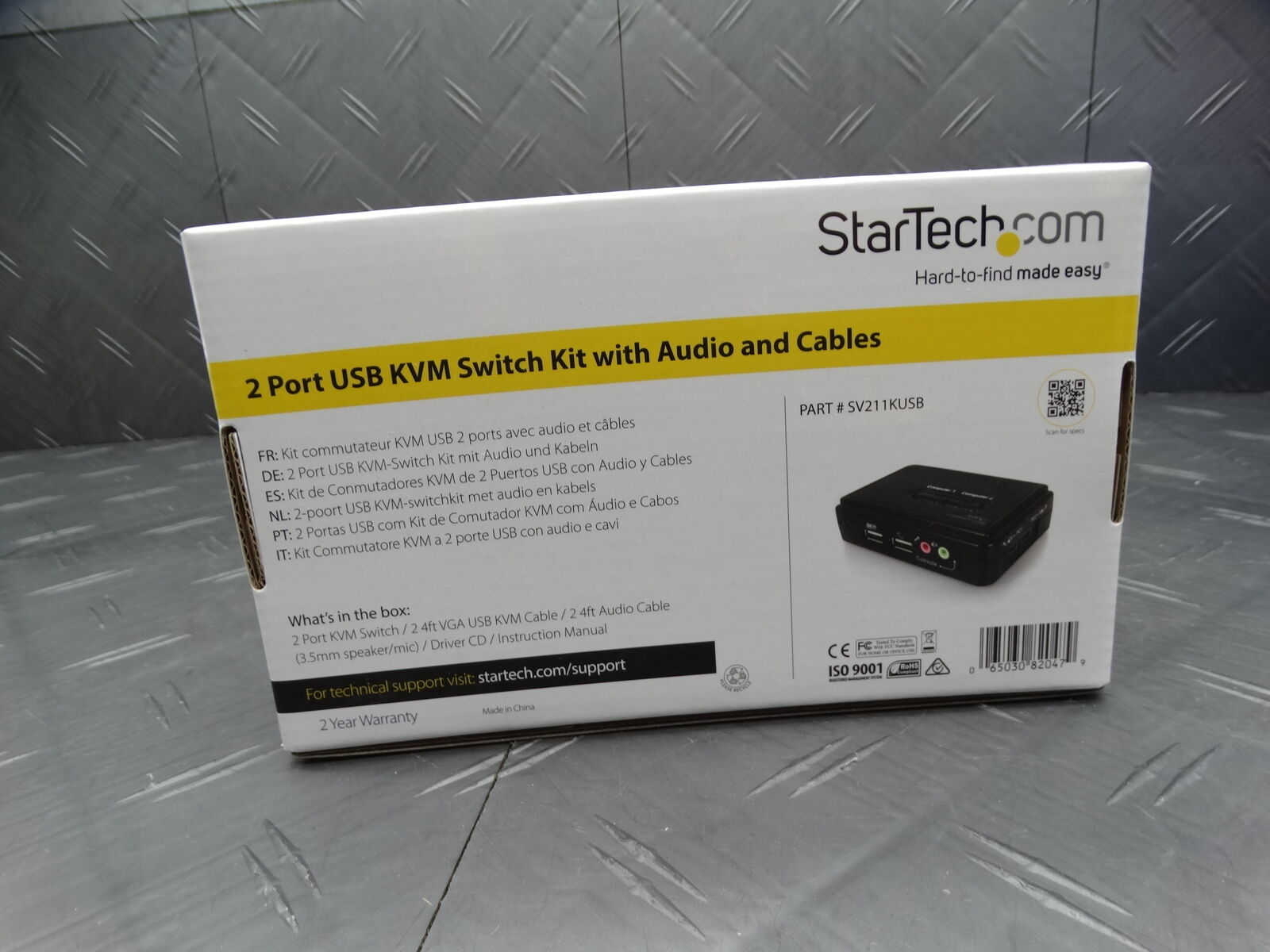 StarTech.com 2 Port USB VGA KVM Switch VGA Hot-Key & Audio Support SV211KUSB