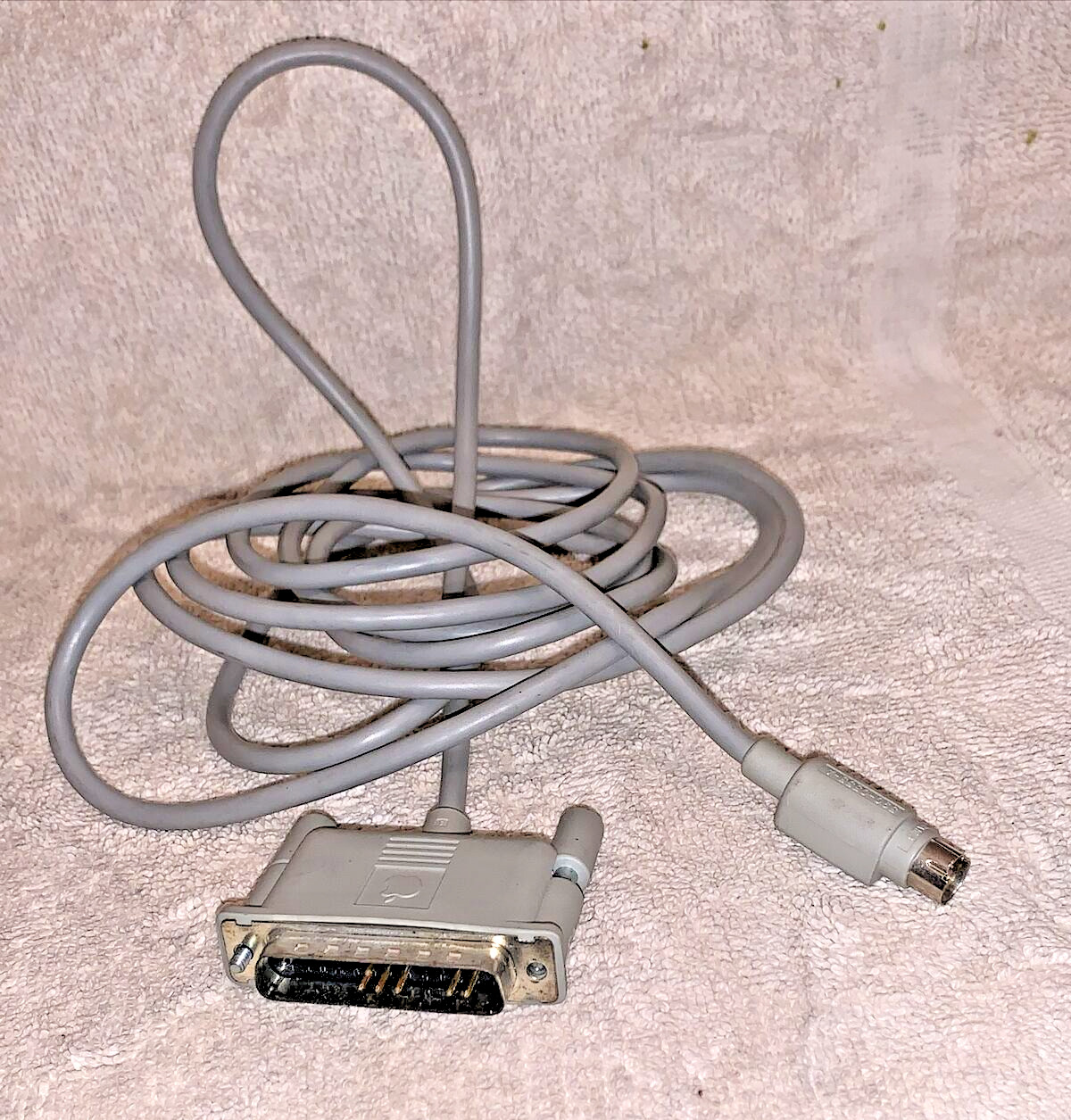 Vintage original Apple Cable; Part #590-0555-A