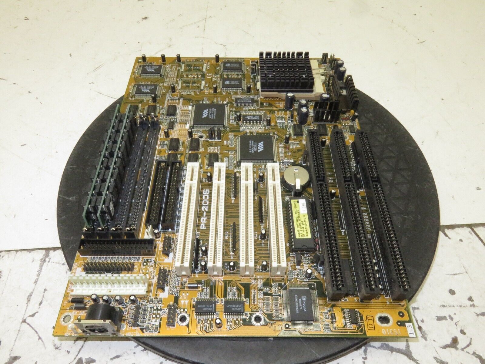 FIC PA-2005 Motherboard w/ Intel Pentium 166MHz 16MB Ram