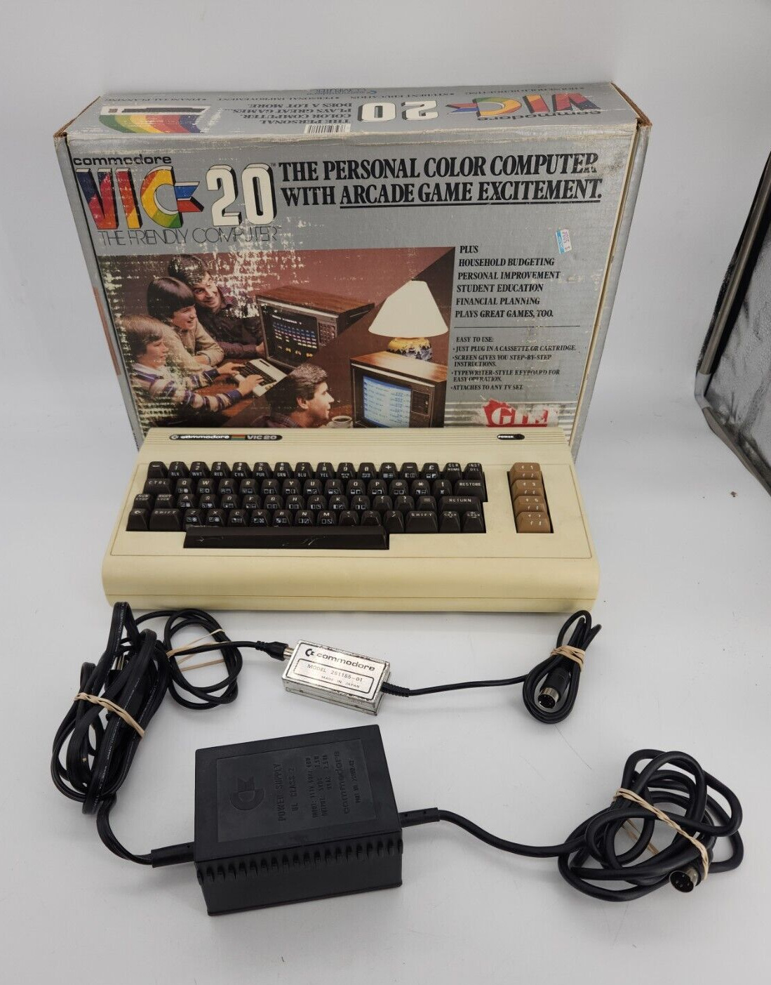 COMMODORE VIC-20, PERSONAL COLOR COMPUTER, with POWER CORD and ORIGINAL BOX USA