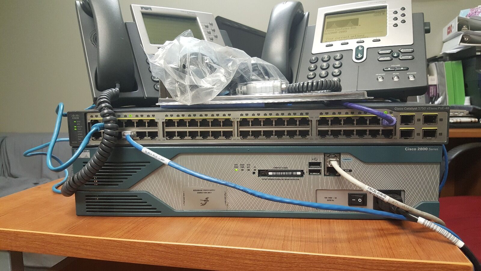CISCO CCNA CCNP CCIE Collaboration Voice LAB KIT FREE Upgrade to 7945 color Ph's