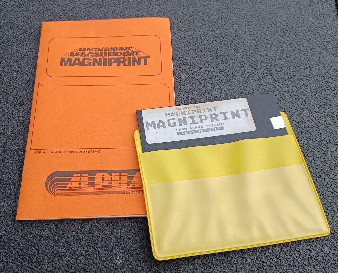 ATARI 400/800 MAGNIPRINT computer Software Floppy Disk & Instruction Manual 1984