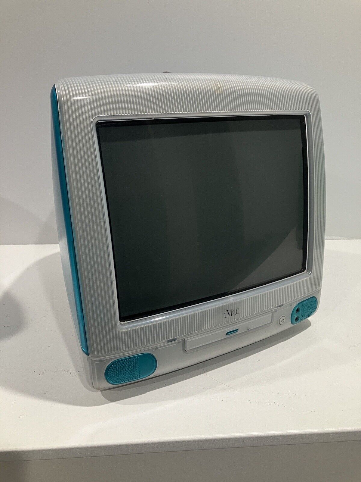 Apple iMac G3 Blueberry 333 MHz Early 1999 - Working Condition