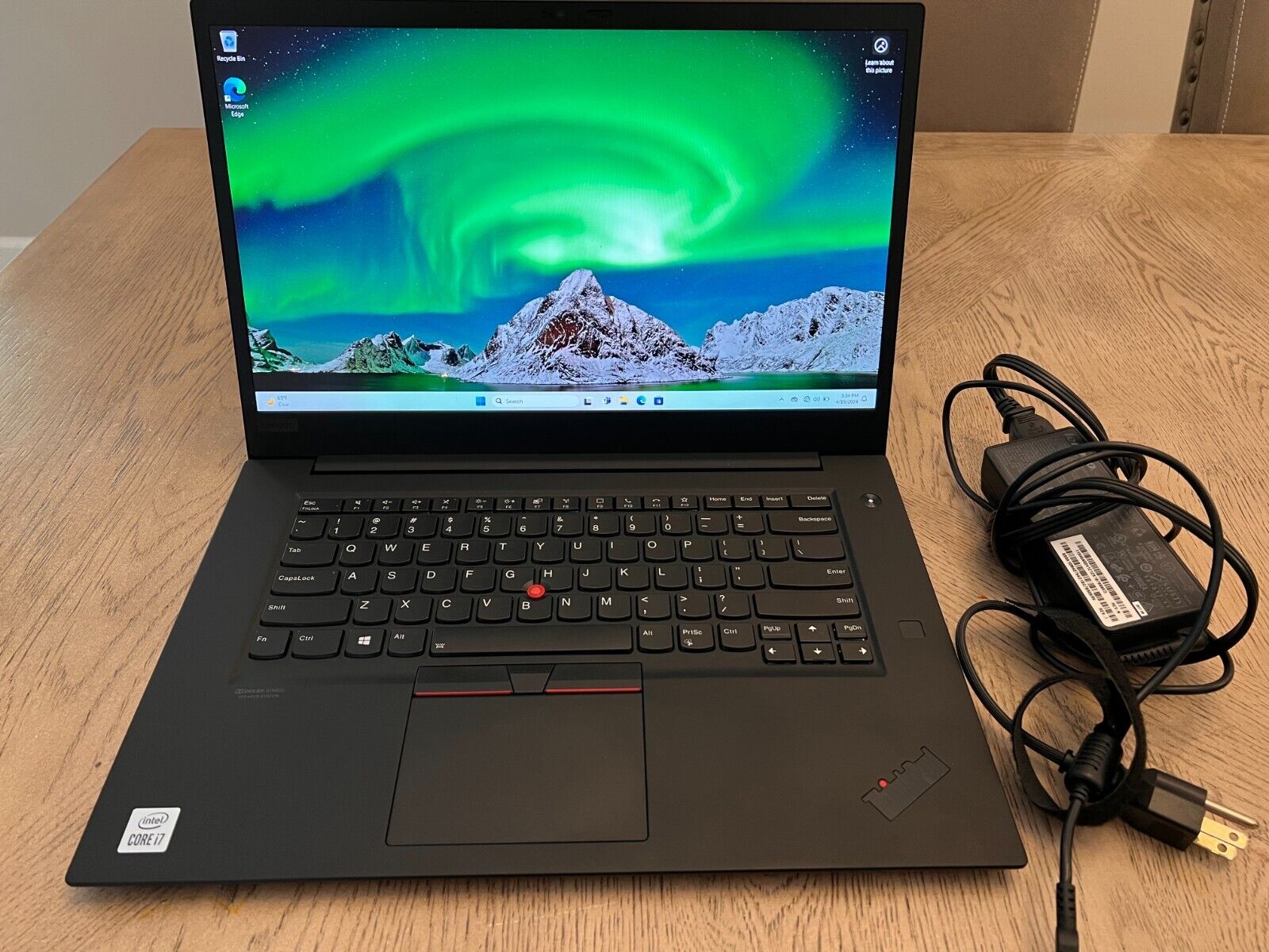 Lenovo ThinkPad P1 Gen 3 MOBILE WORKSTATION Core™ i7-10750H 1TB SSD 32GB 15.6
