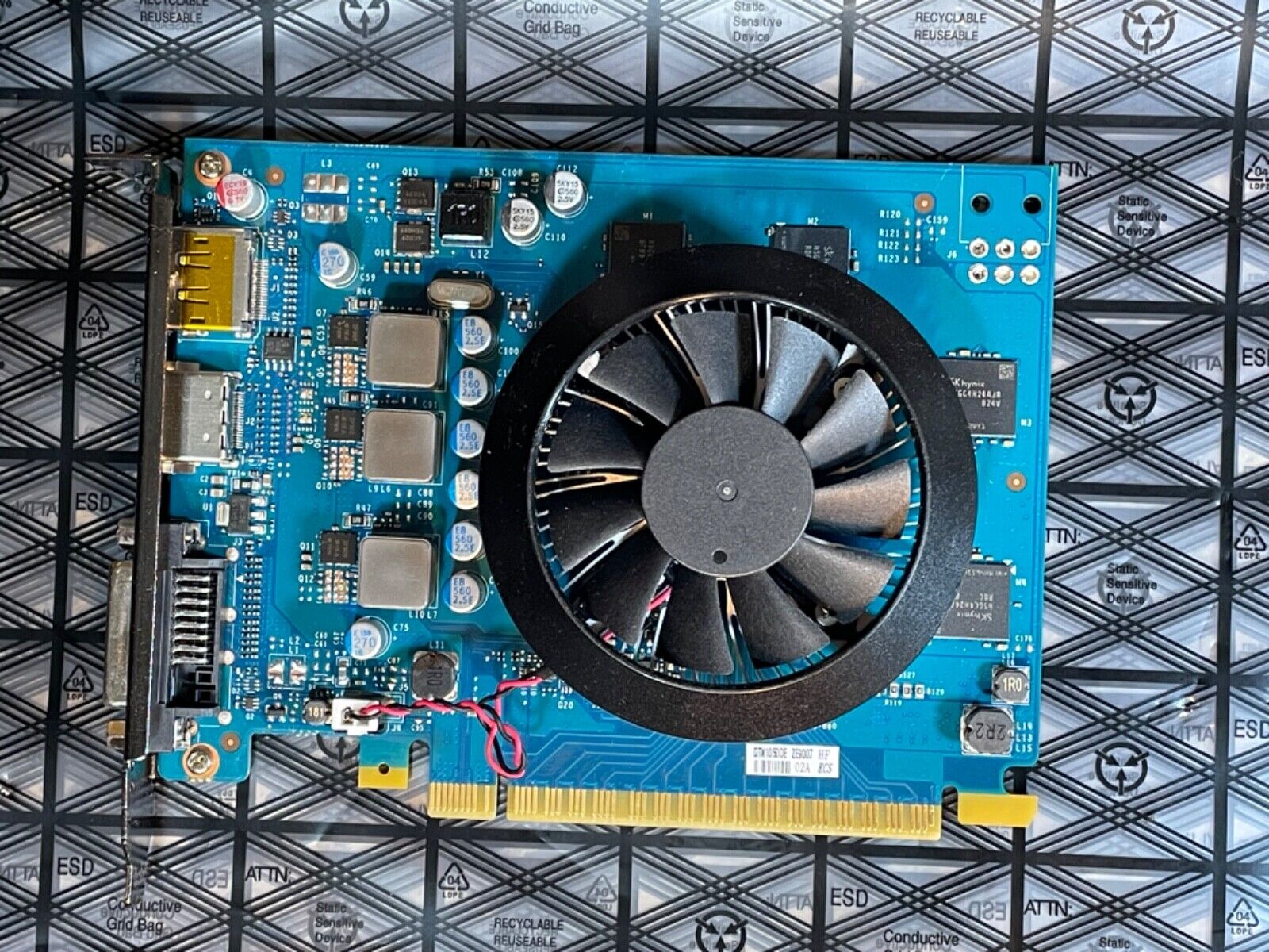 Nvidia Geforce GTX1050 DE 2GB GDDR5 Graphics Card Dell P/N: 024K8H - NICE