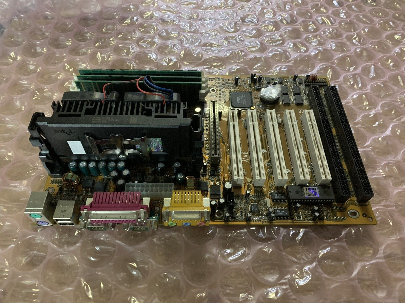 ATX Abit VA6 VA6-OK Vintag PC Motherboard W/ Pentium II Processor & 384MB Memory