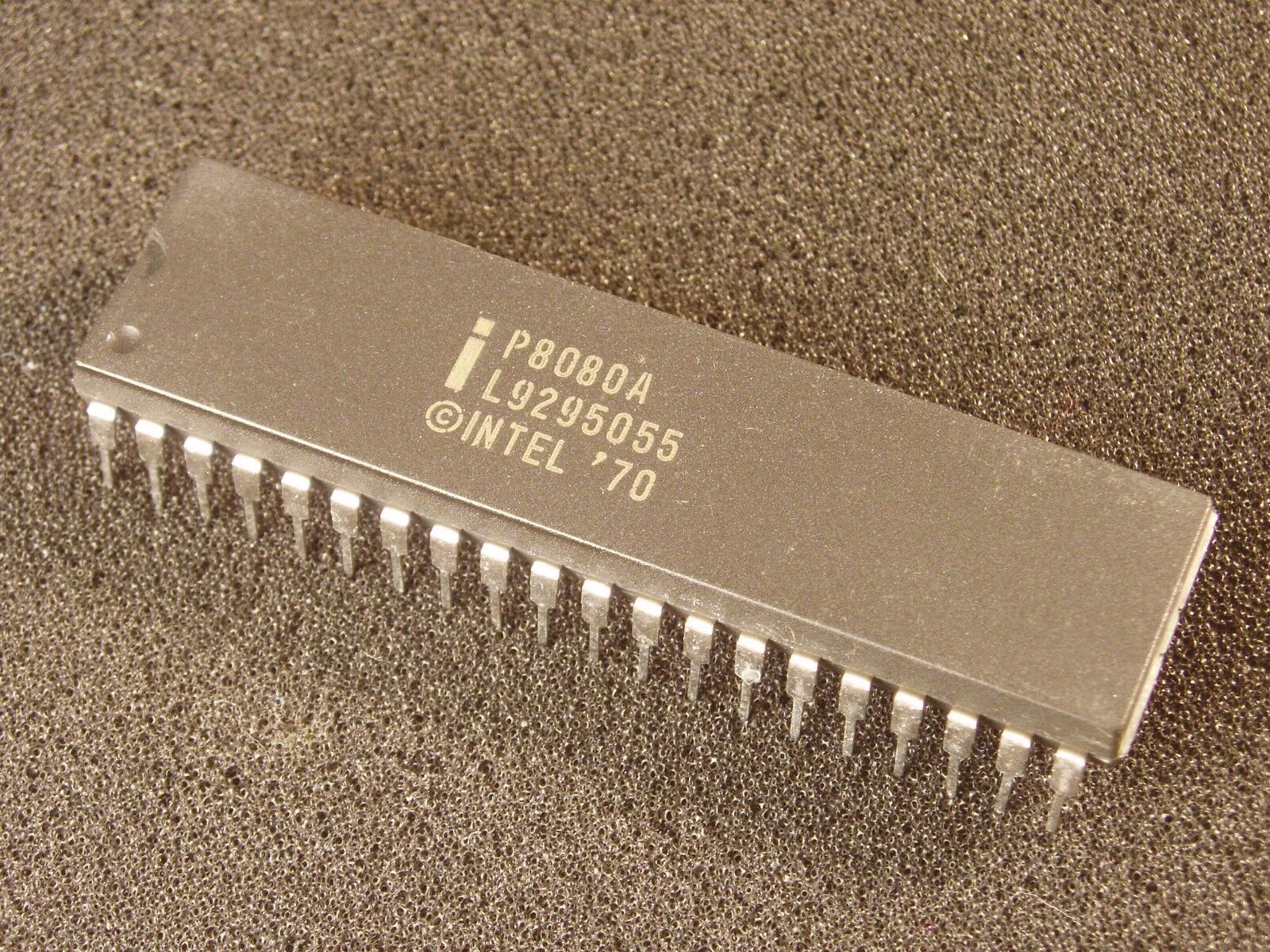 Rare Intel P8080A Collectible - Misprint ~ Read ~ NOS ~ 8080A ~ 8080 ~ INTeL