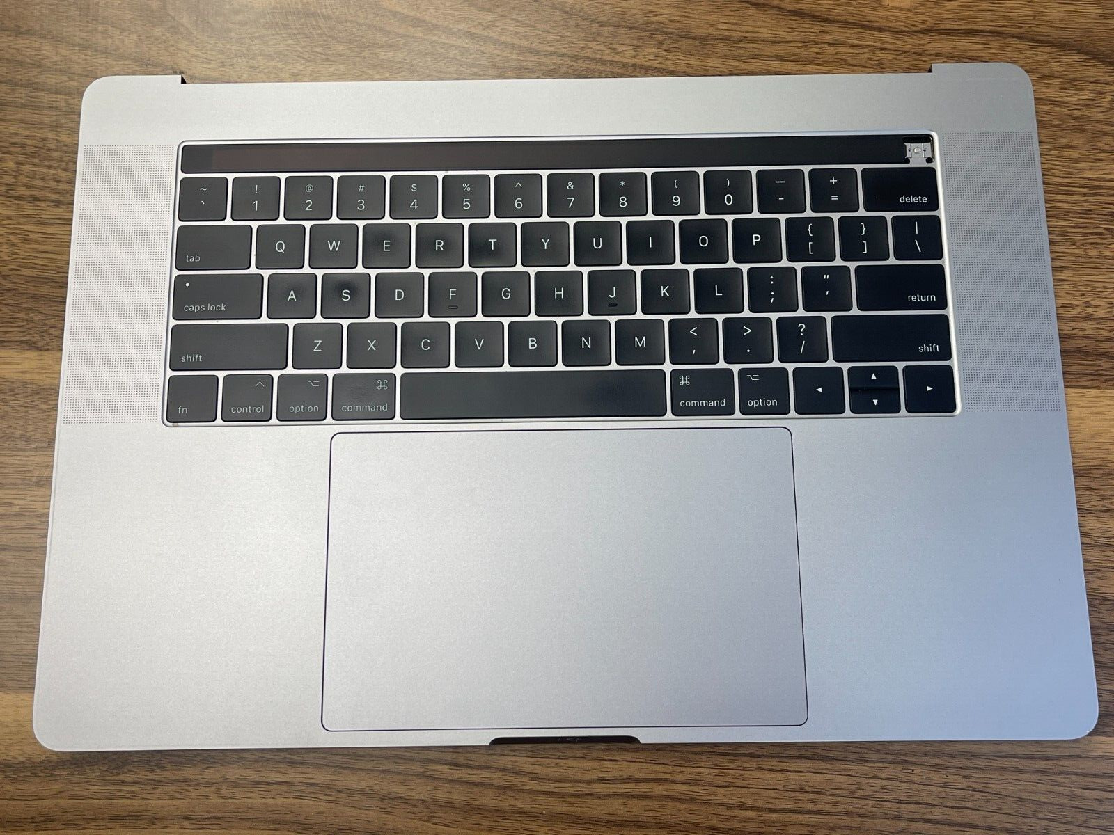 Original MacBook Pro 15 2016 2017 A1707 Palmrest + Touchpad + Keyboard + Battery