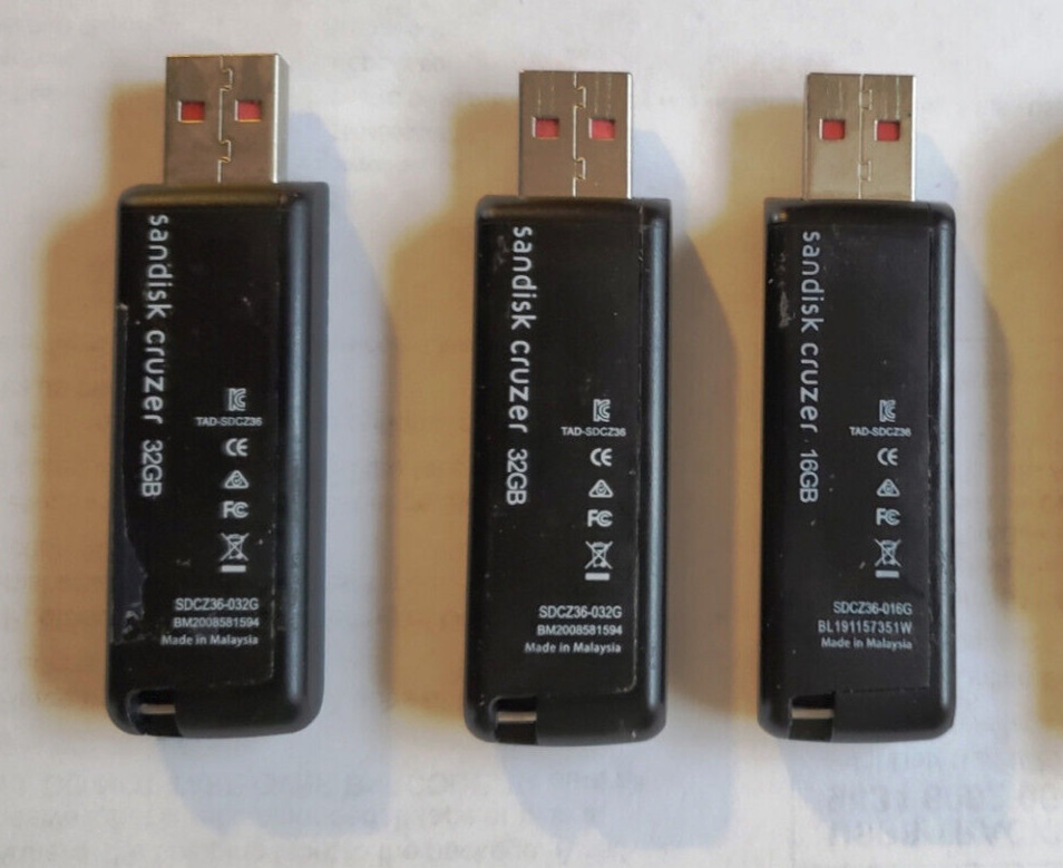 Lot of THREE (3) SanDisk Cruzer 16GB (1) & 32GB (2) USB 2.0 Flash Drives