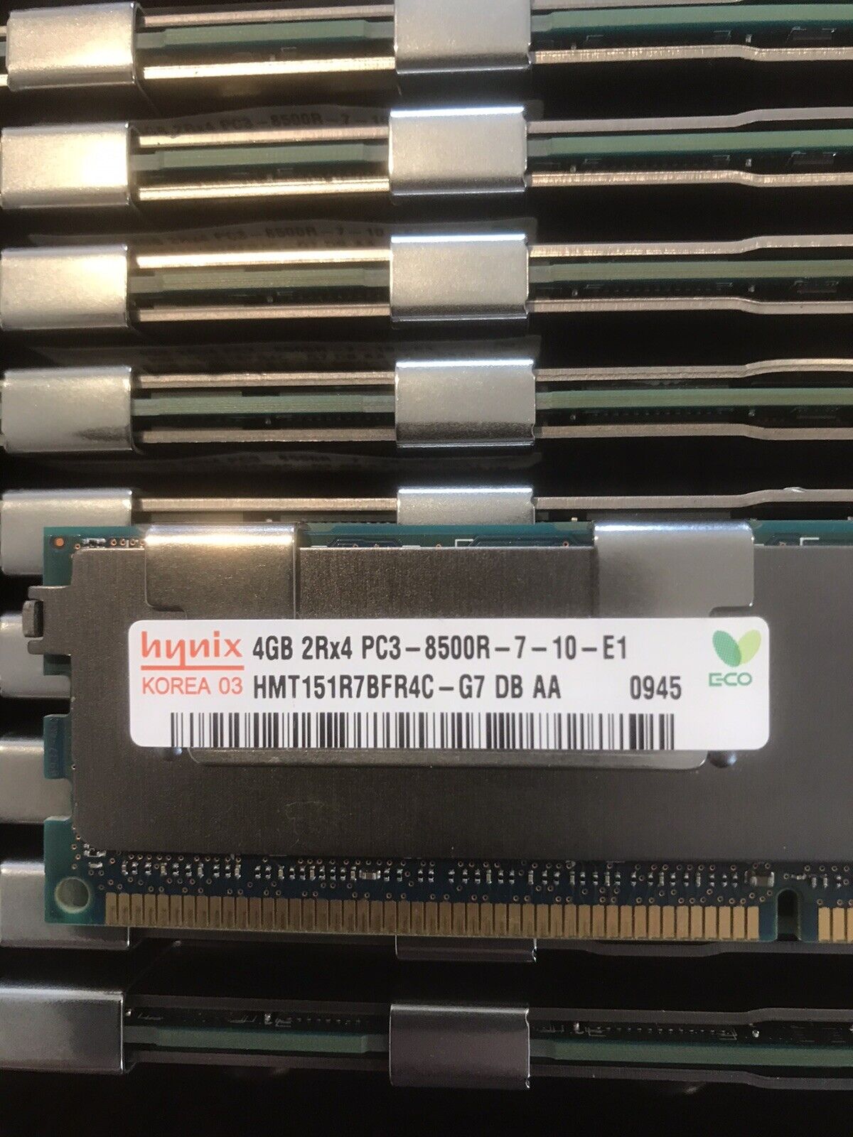Lot of 25 Hynix 4GB PC3-8500R Server RAM Memory HMT151R7BFR4C-G7