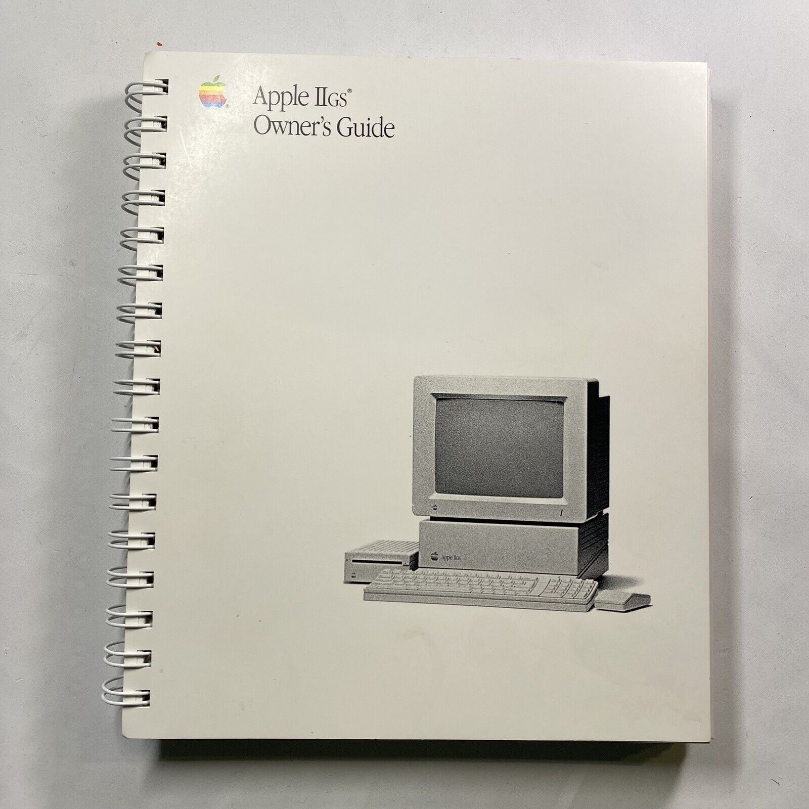 Vintage Apple IIGS Owner's Guide 1988  030-1502-BA