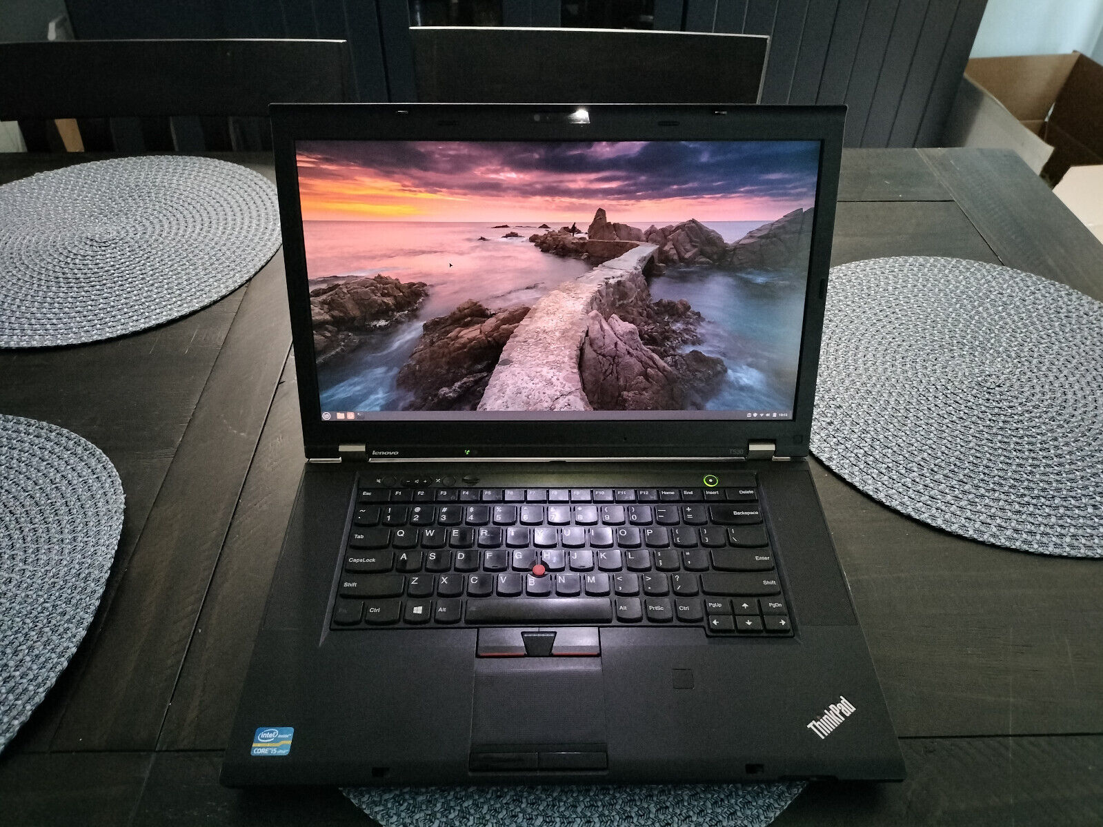 Lenovo ThinkPad T530 w/ quad-core CPU, 480GB SSD, 16GB RAM, FHD, WiFi 6, 1vyrain