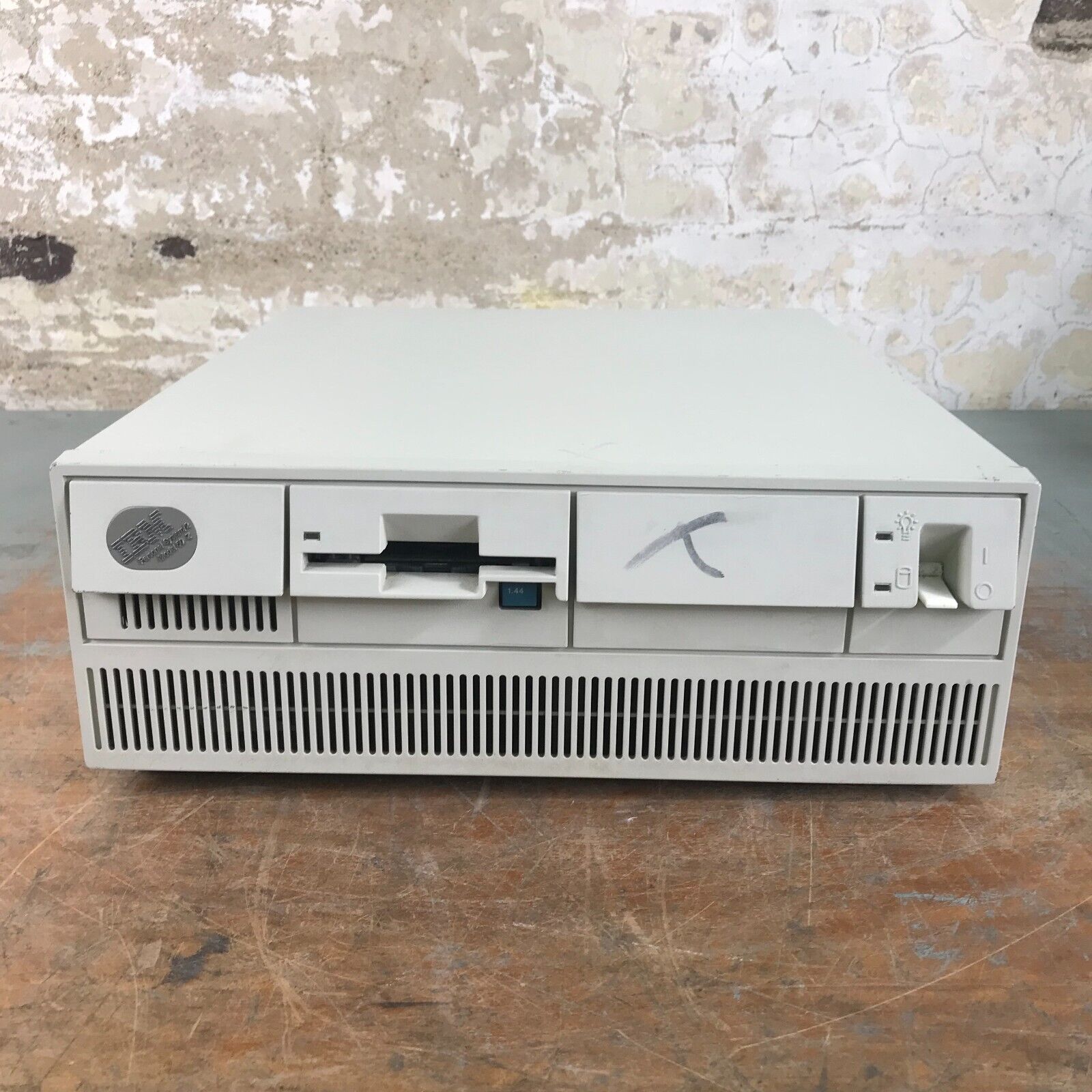 IBM PS/2 Model 50 Z Computer 8550 **Great Restoration Candidate - Complete