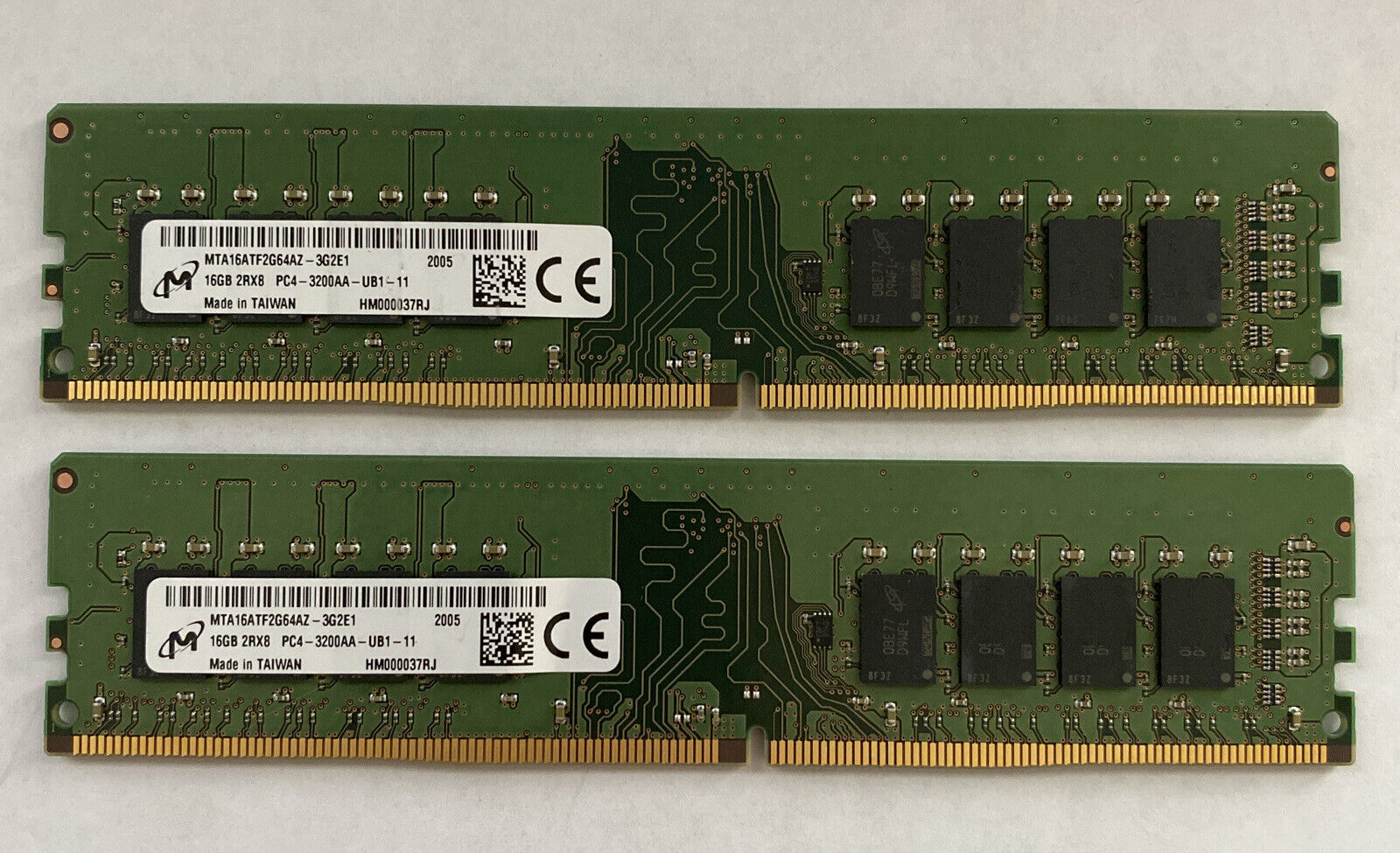 32GB Micron Desktop Memory Kit (2x16GB) MTA16ATF2G64AZ 2RX8 PC4 3200AA-UB1-11