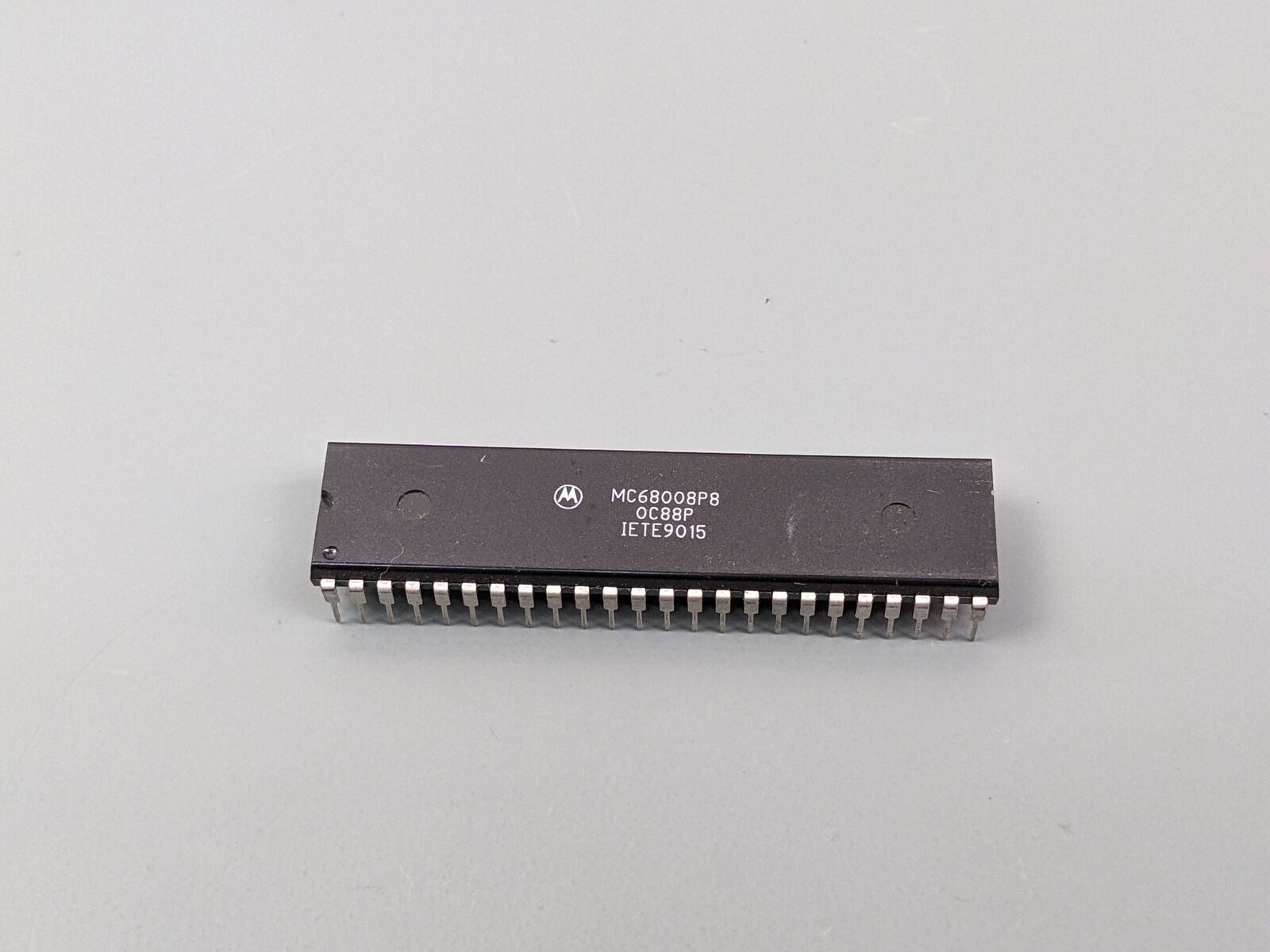 (2) Motorola MC68008P8 Microprocessor (68000 Family) Good Used ~ US STOCK