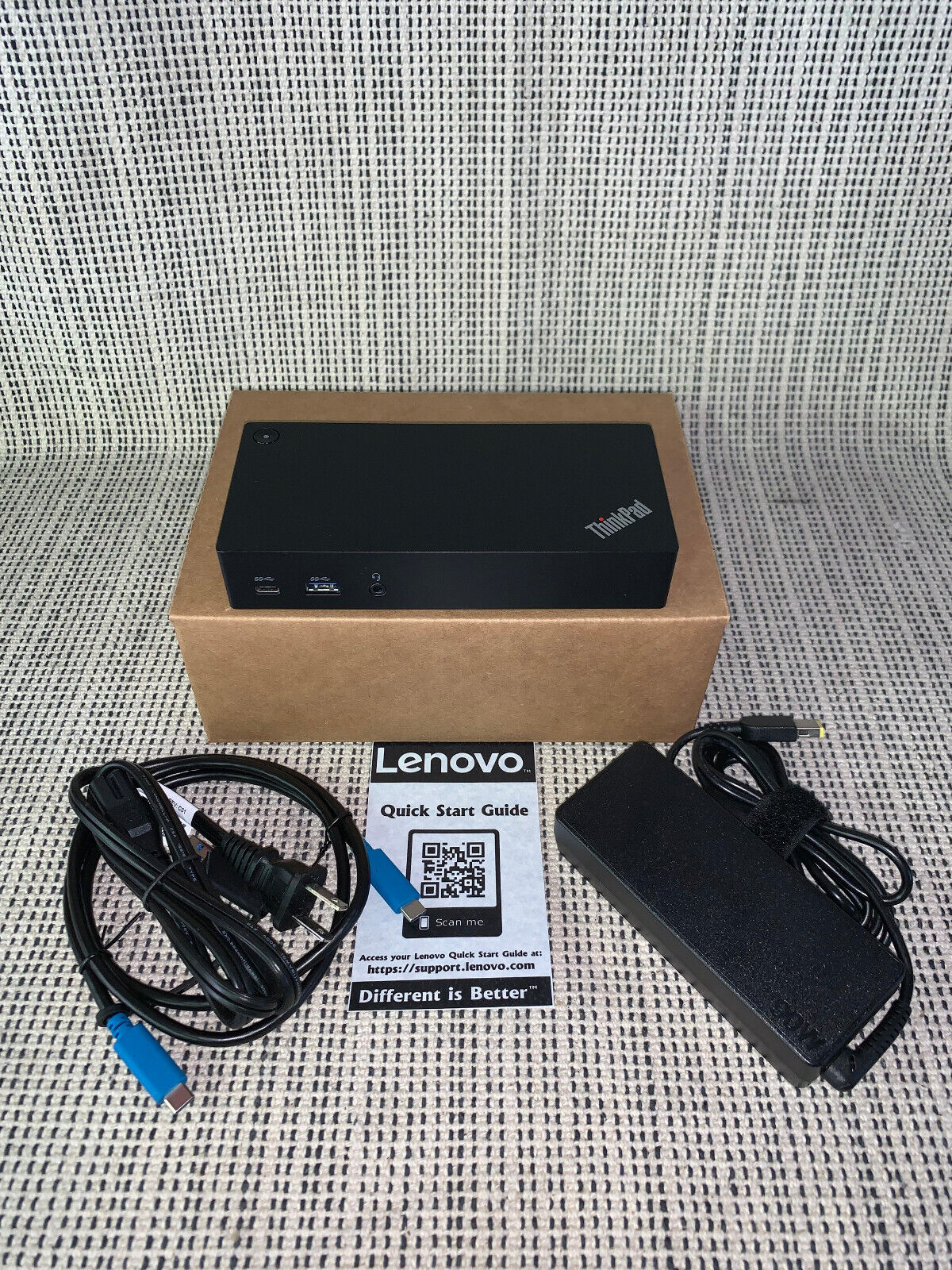 Lenovo DK1633 40A9 ThinkPad USB-C Dock Station 40A90090US + 90W Power Supply