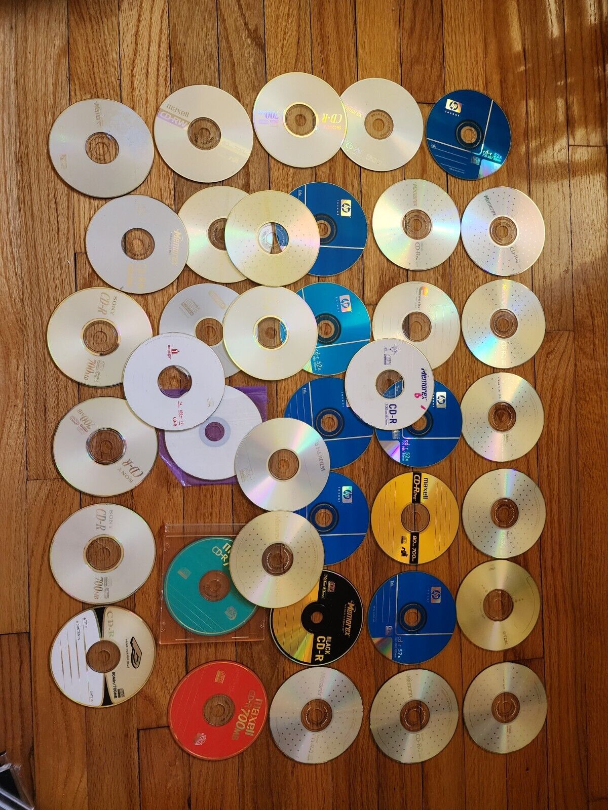 Lot of 39 CD-R discs mixed brands