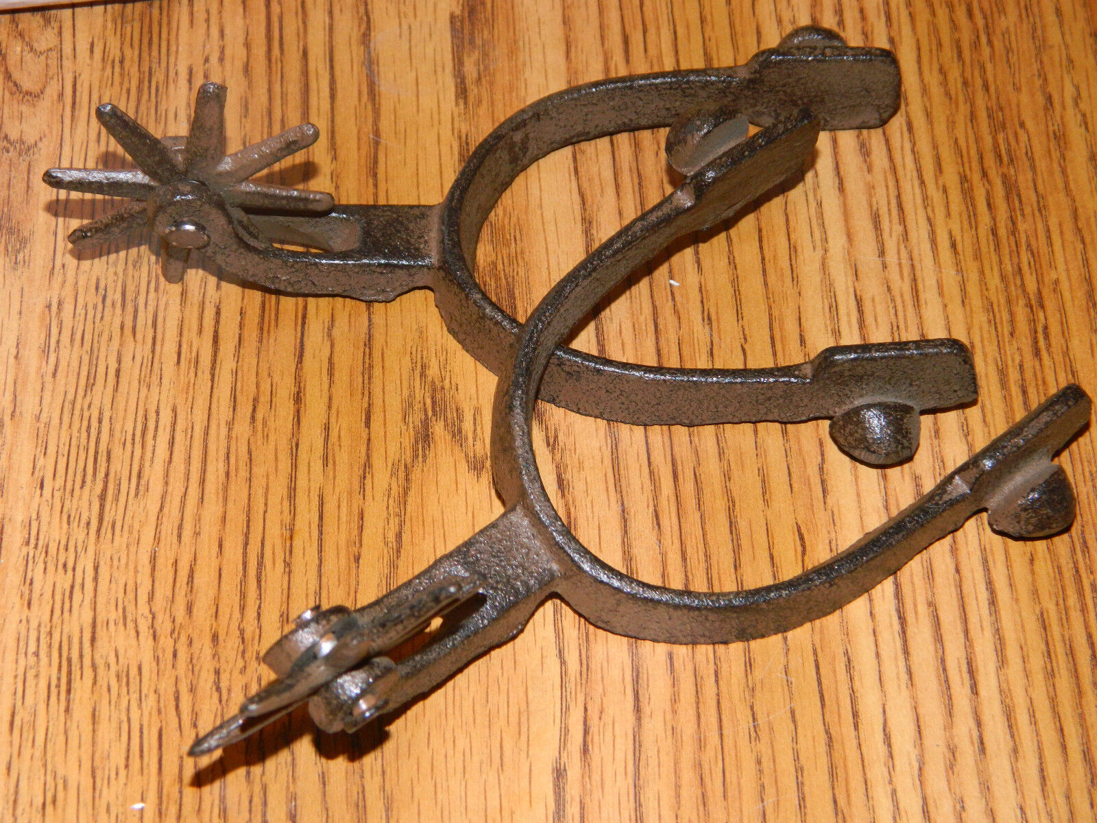 SET/2~PAIR OL\' WESTERN STYLE COWBOY 8-POINT BOOT SPURS-RUSTIC DECOR NEW 