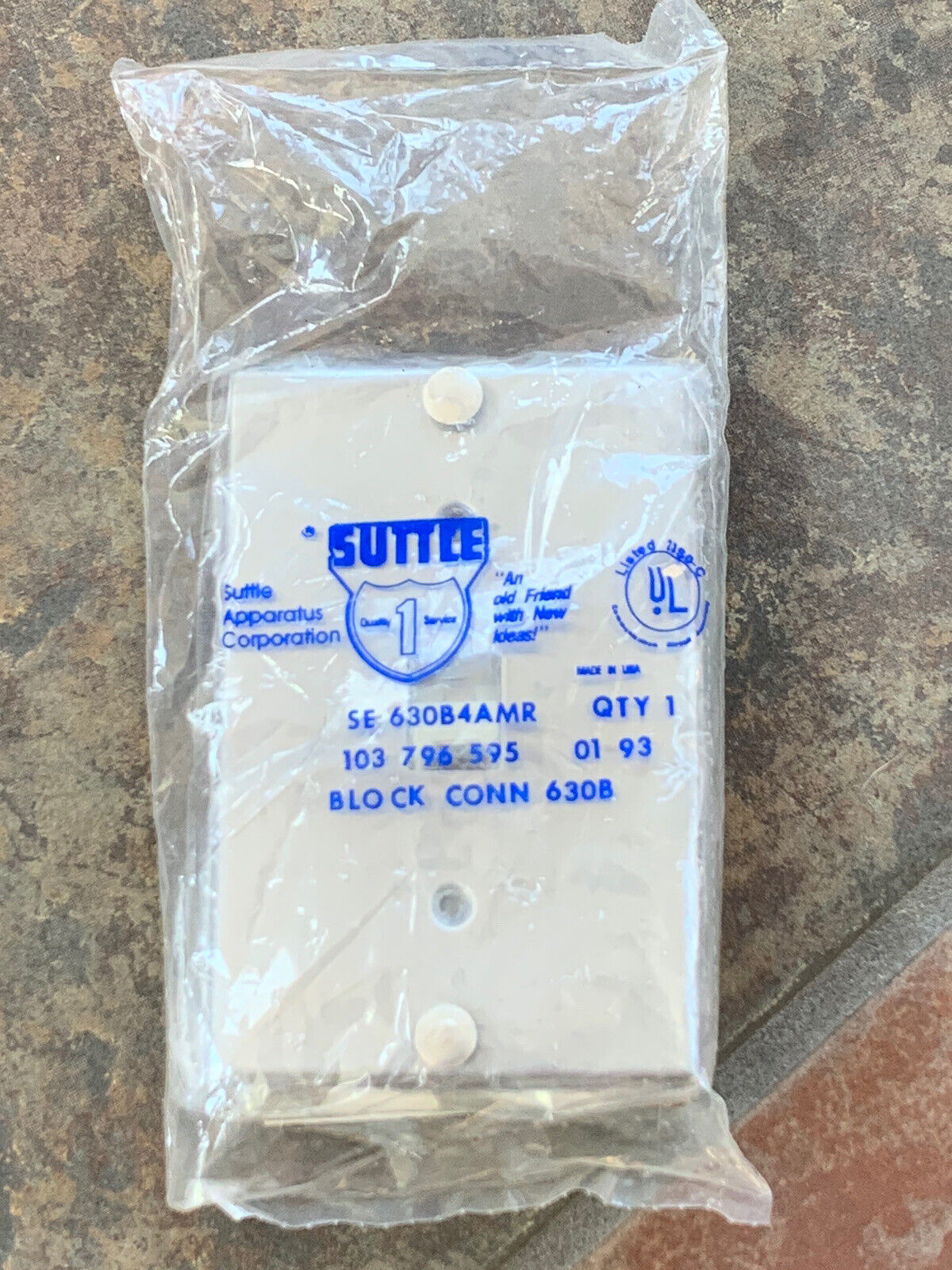 New in package Suttle SE-630B4 1-Port Steel Wall Mount Phone Jack