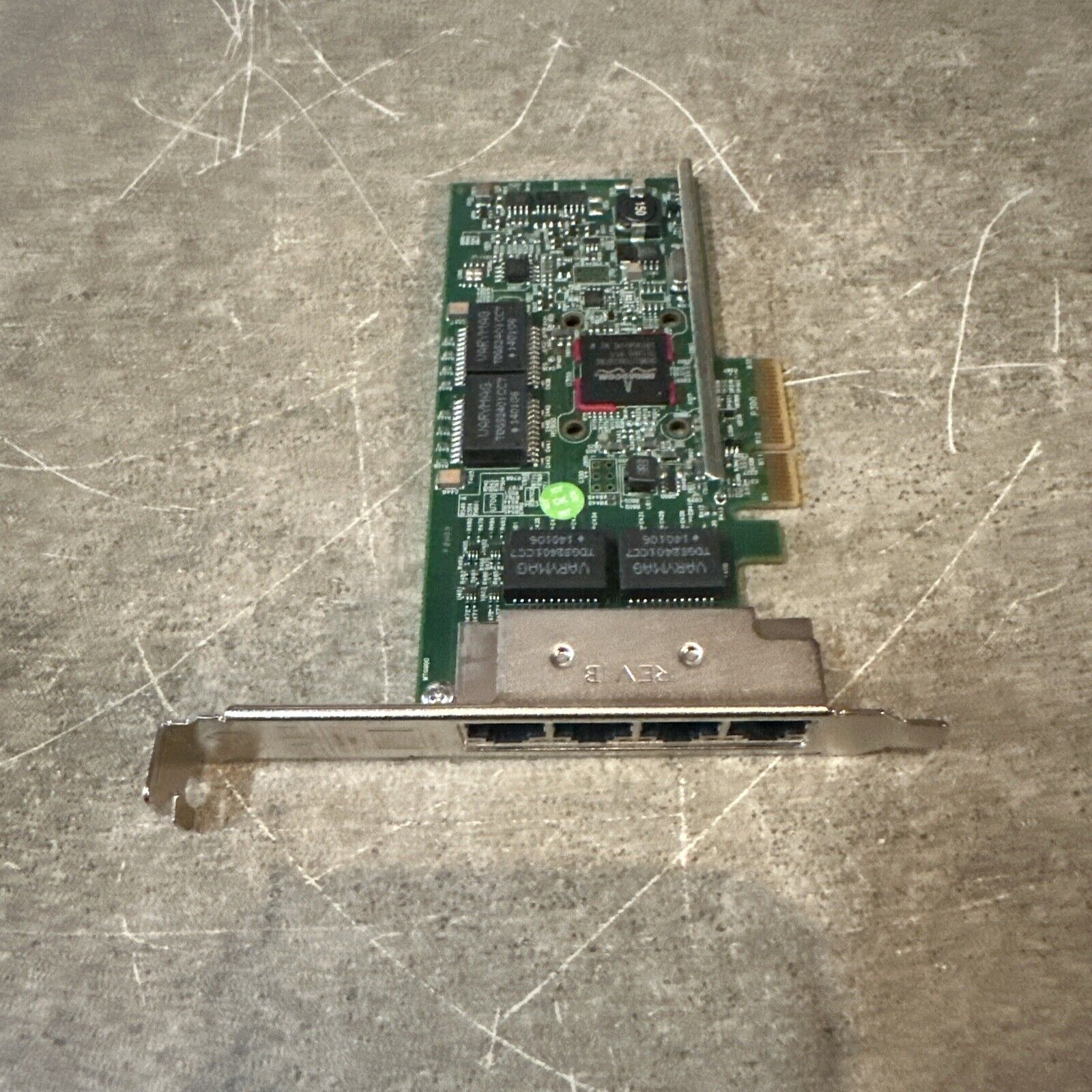 Dell KH08P HY7RM Broadcom 5719 4-Port 1GbE PCIe Network Interface Card