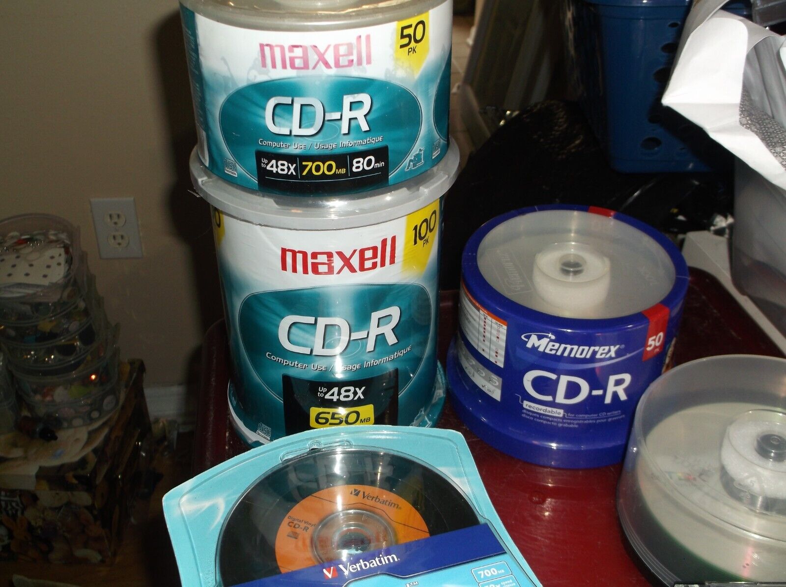 CD-R BUNDLE  LOT OF OVER 225 NEW CD-R DISCS VARIOUS BRANDS SEE PIC