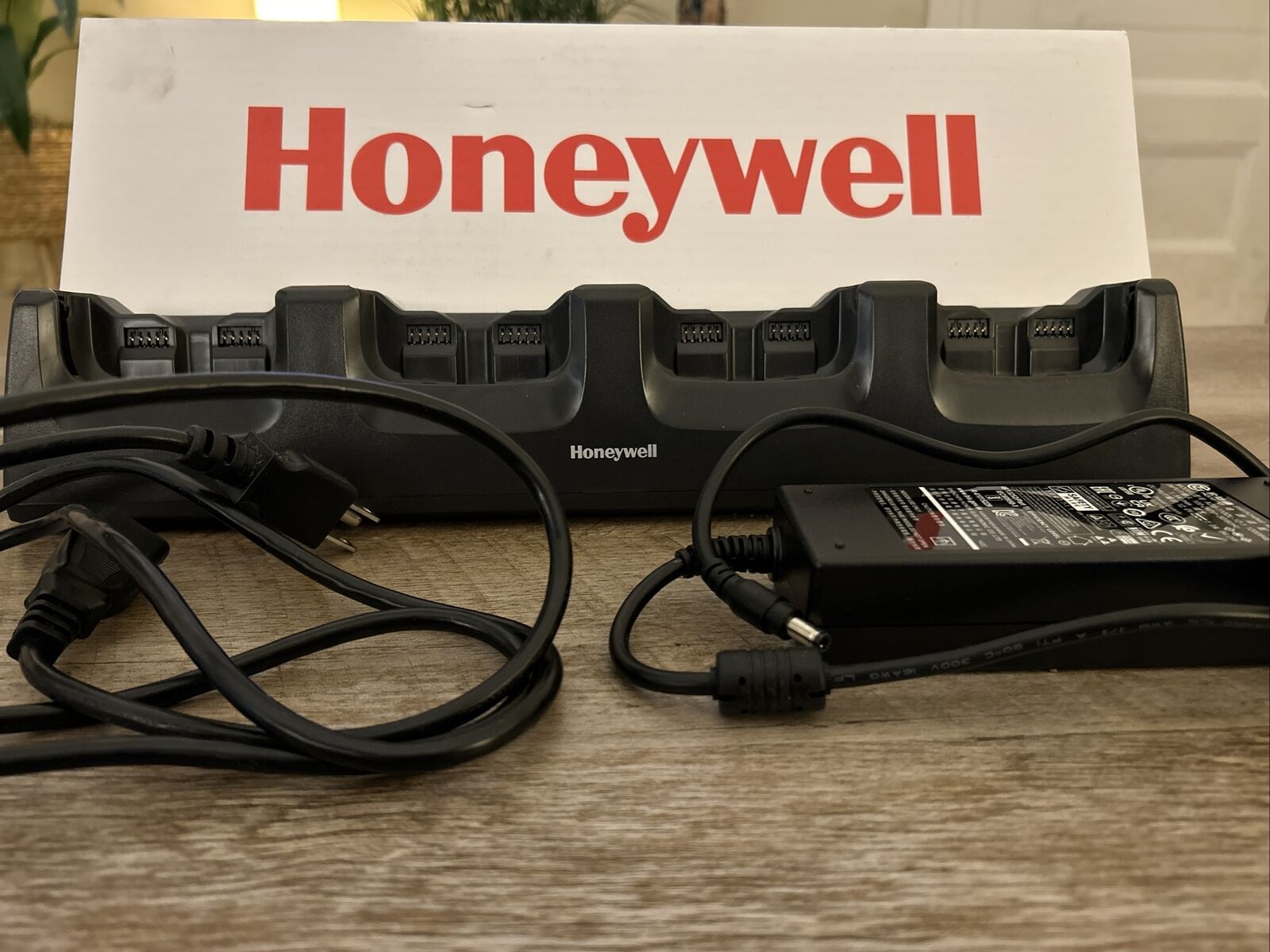 Honeywell CT50-CB-1 Chargebase Brand New