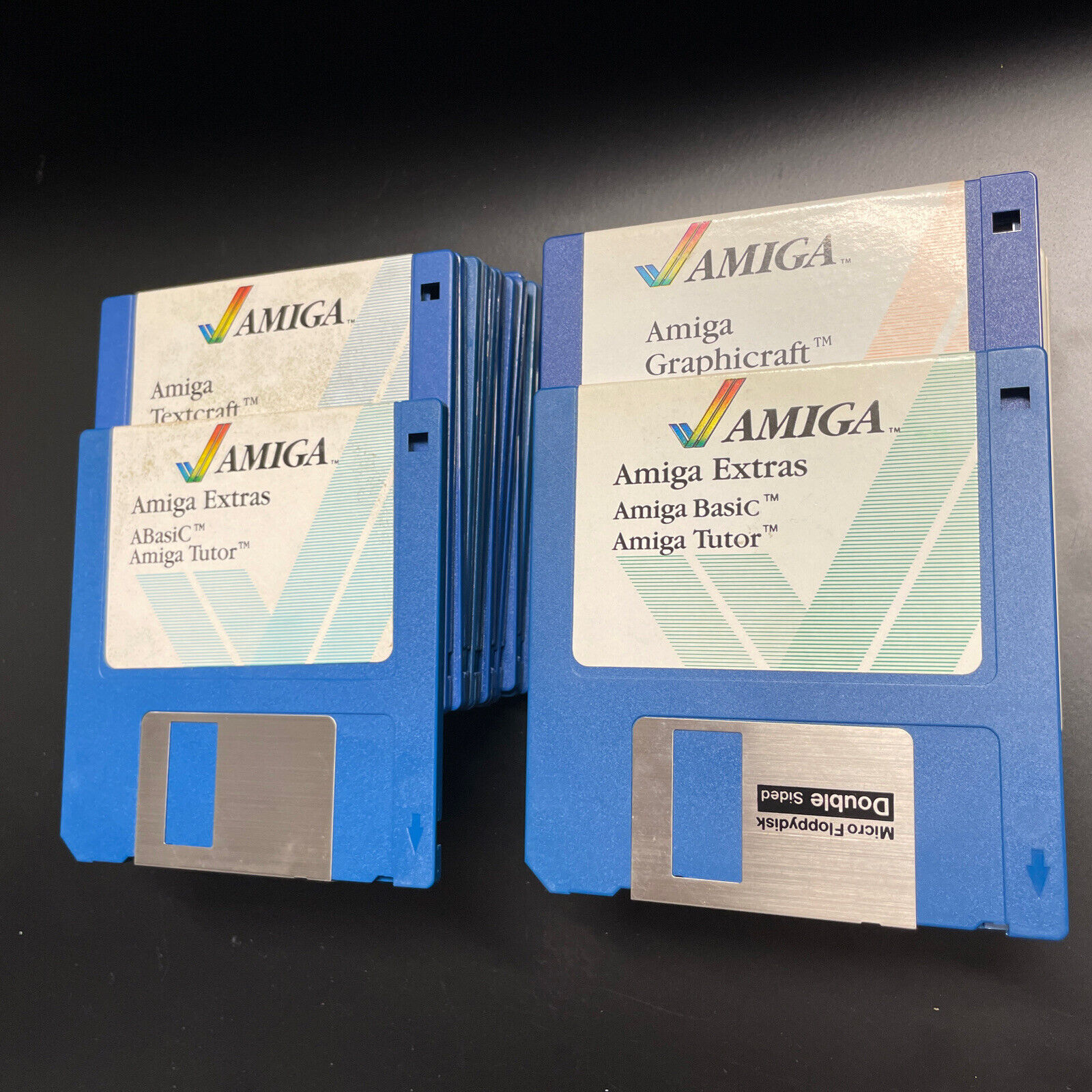 20 assorted AMIGA Computer Foppy Disks For 1000 500 2000 3000 4000 - READ Desc