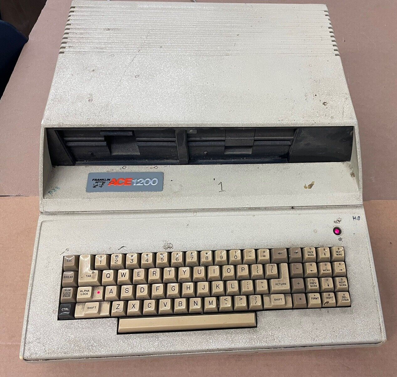 RARE Franklin Ace 1200 (Apple II Clone) Computer  Tested Powers Up Serial 17449