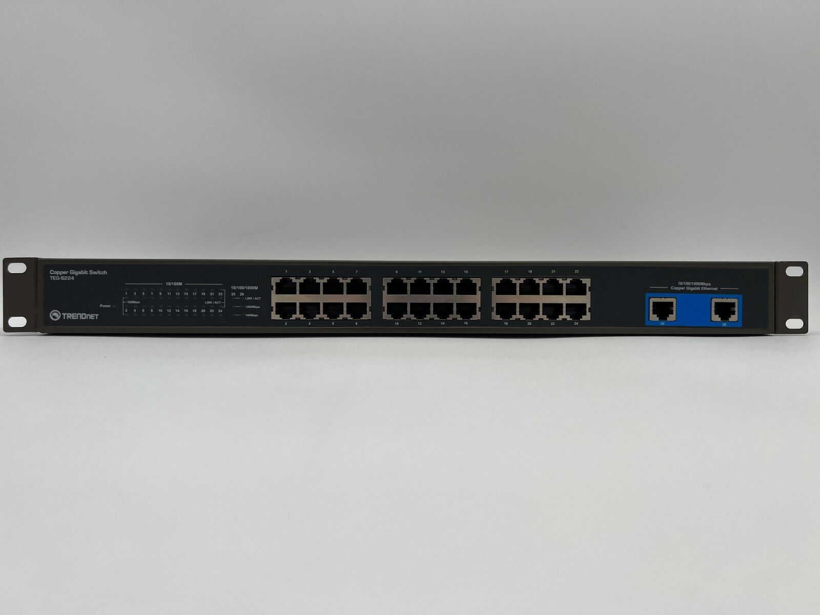 USED - TRENDnet  TEG (TEG-S224) 24-Ports External Switch