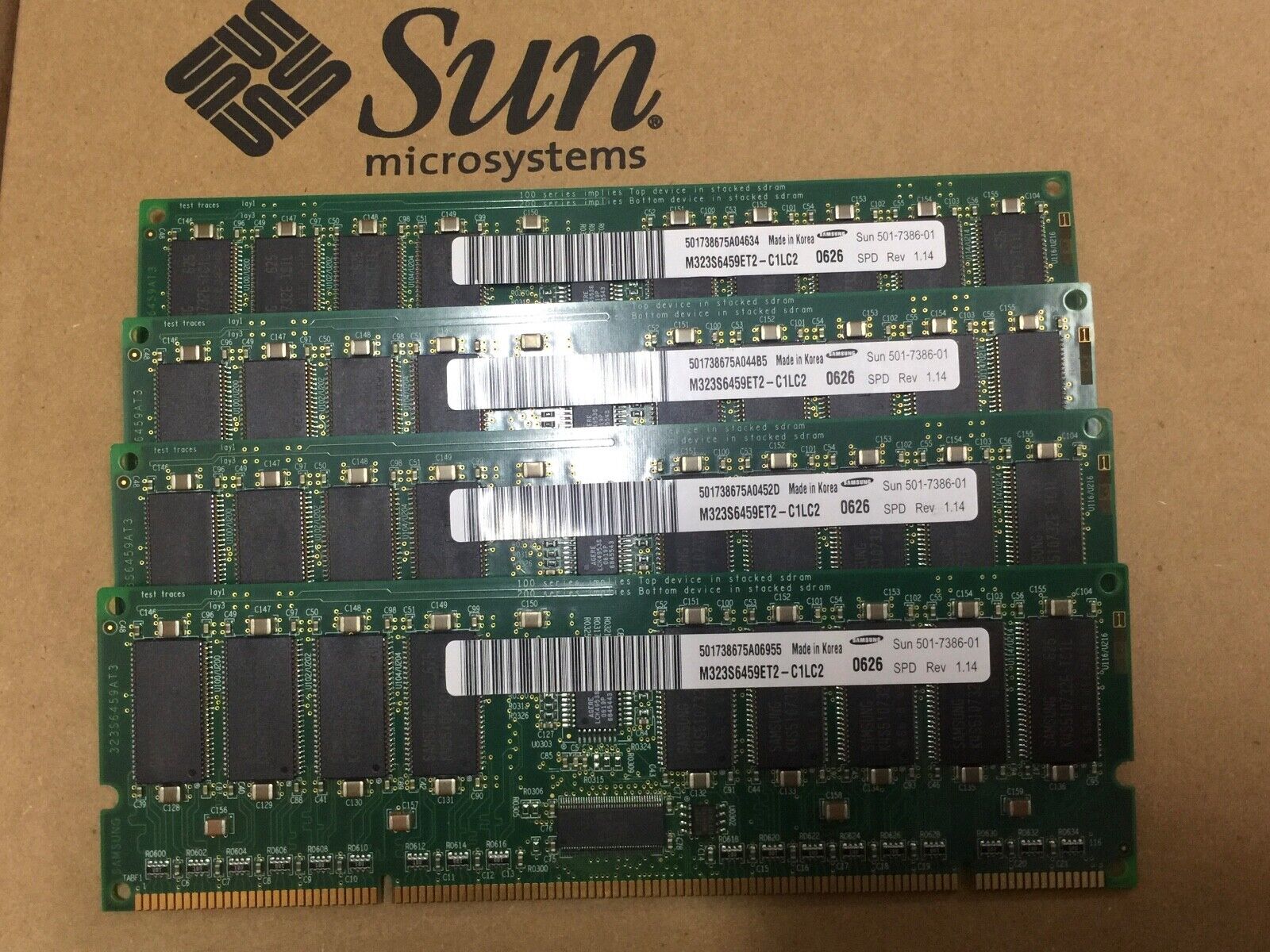 SUN 501-7386 x4 ,  4GB(1gbx4) Memory KIT,  M323S6459ET2-C1LC2 ,Test-PASS