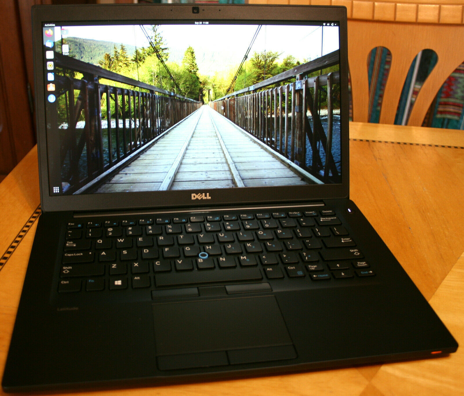 Dell 7490 Laptop Ubuntu Linux 8th Gen 16GB SUPER FAST 256GB SSD  5 Year Warranty
