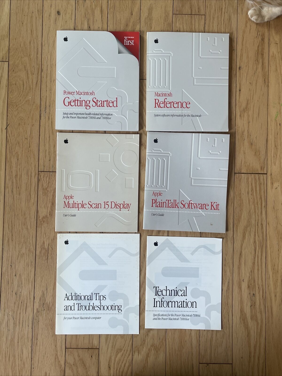 Vintage 1994 Apple Macintosh User's Guides 030-5020A/ 5095A/ 5409A/ 6309A & More