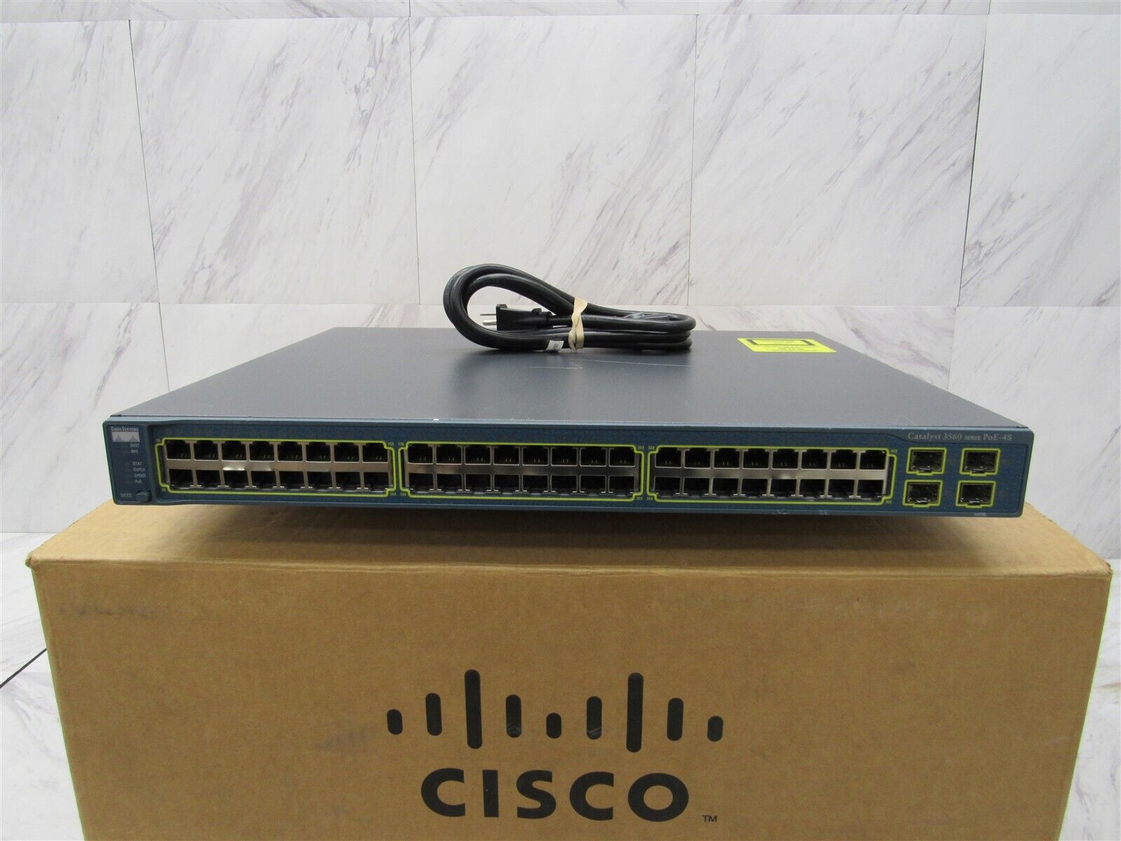Cisco Catalyst 3560 Series 48-Port 10/100 PoE Network Switch WS-C3560-48PS-S