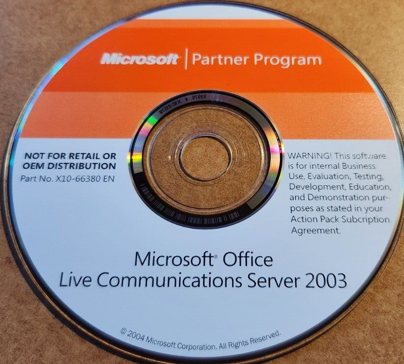 Microsoft Office Live Communications Server 2003 w/ Product Key CD 2004