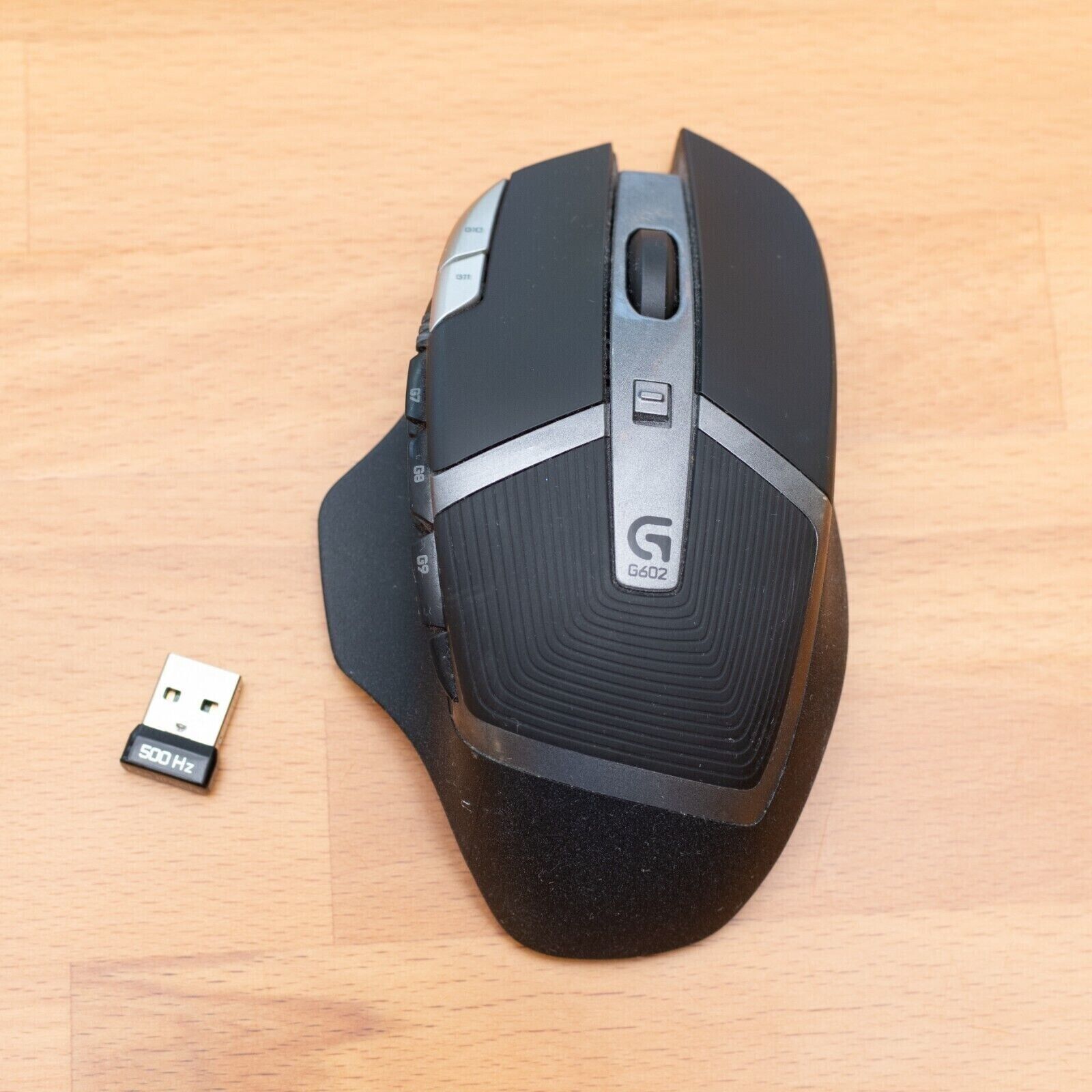 Logitech G602 Wireless Gaming Mouse W/ USB Dongle Receiver Great Condition