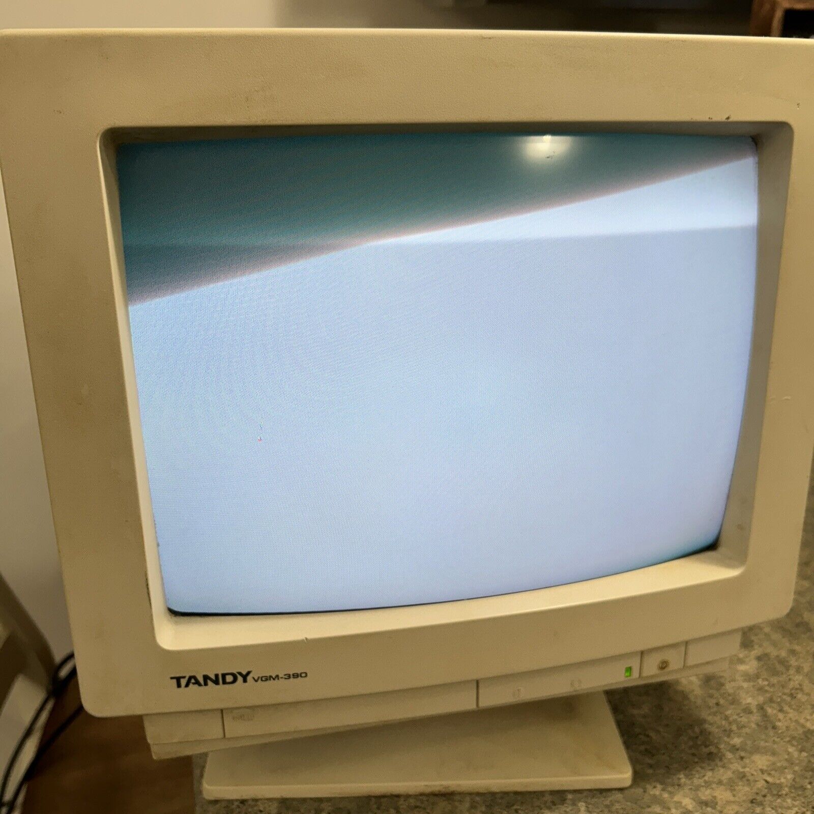 Rare Vintage Tandy VGM -390 13” Retro Computer Color Monitor UNTESTED Powers