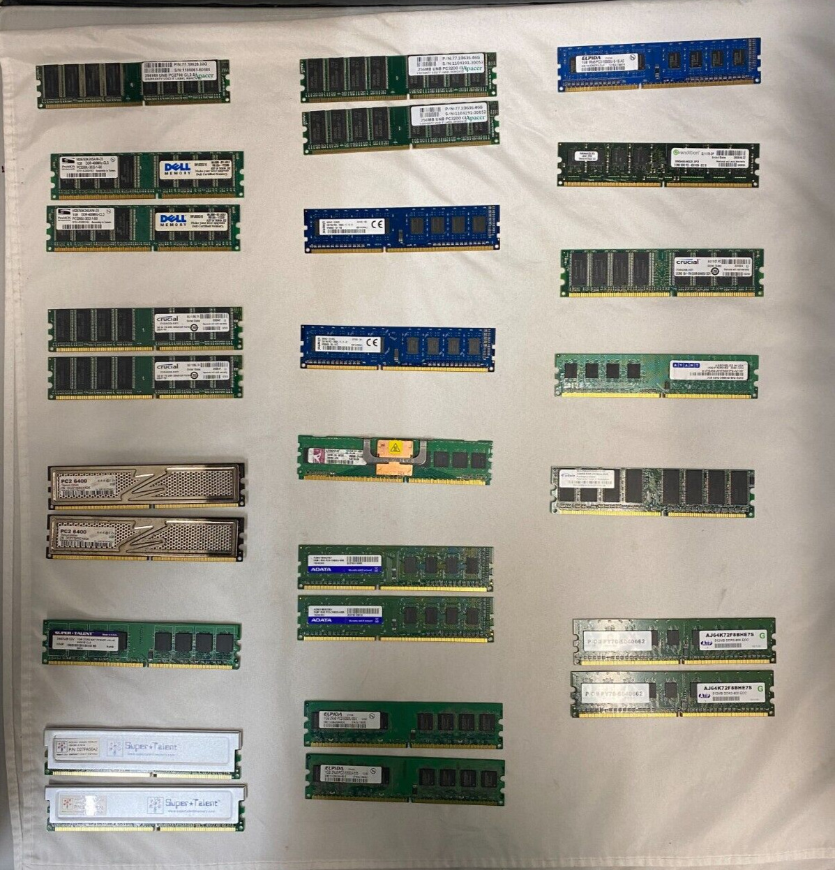 Lot of 26 Dell, Kingston, Crucial, Elpida, Adata, ATP, Apacer RAM Memory Sticks