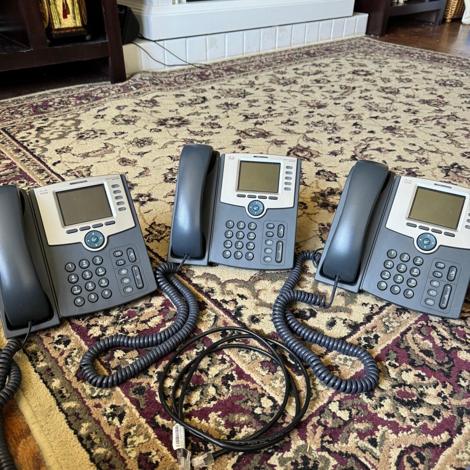LOT OF 3 Cisco SPA525-G2 5-Line Business IP Phone Color Display (No Powercords)