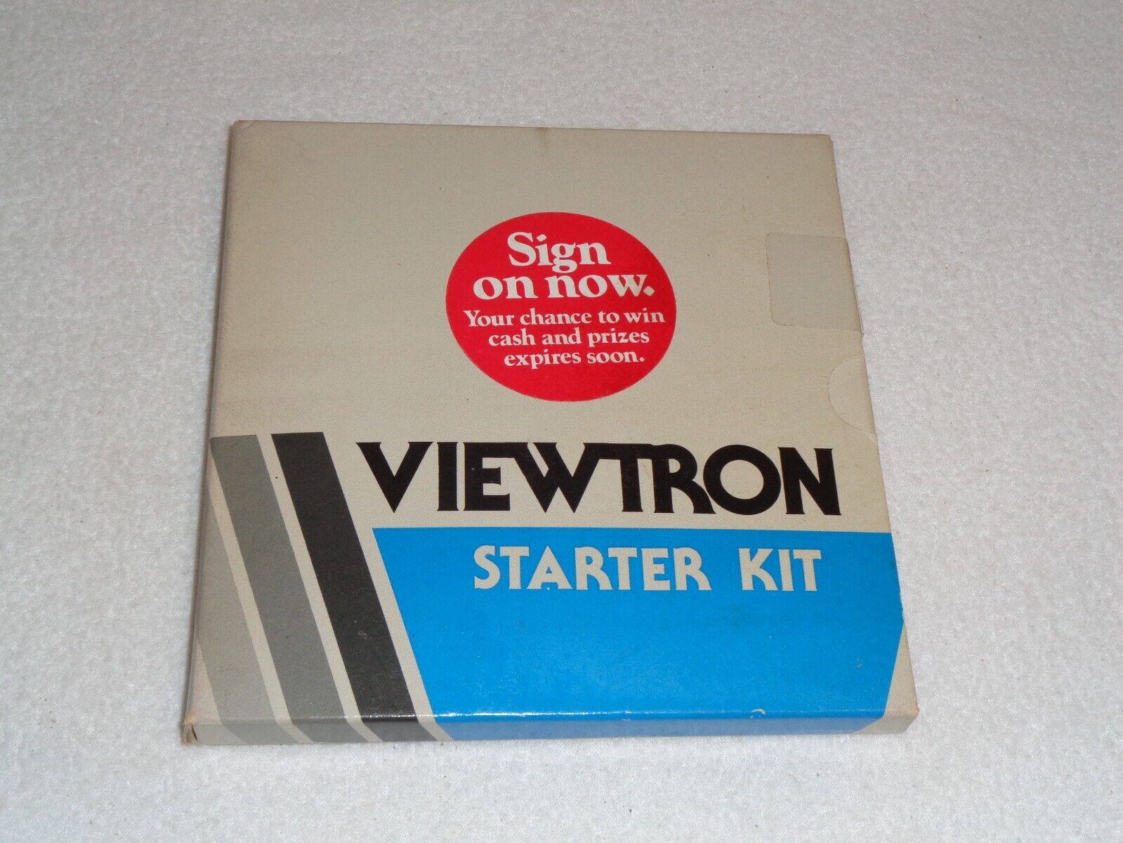 Viewtron Commodore 64 Computers Vintage 1985 Rare Original Starter Kit